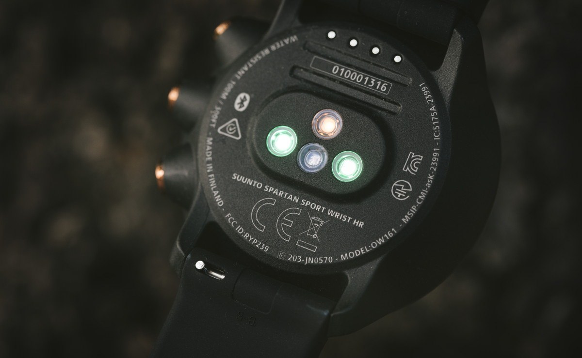 撮影のロケハンに便利！スマートウォッチ「SUUNTO SPARTAN SPORTS」は