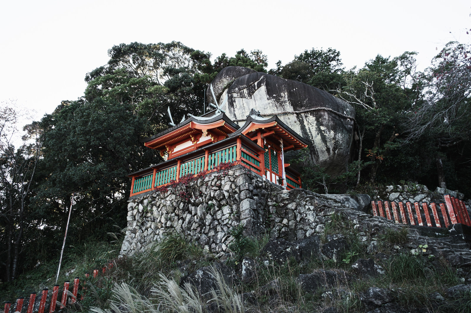 「神倉神社 ゴトビキ岩」の写真