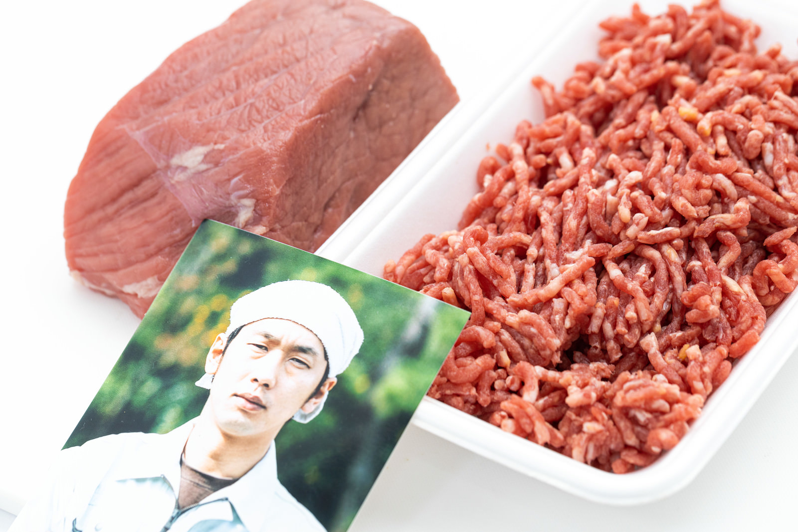 ミンチ肉と生産者の写真を無料ダウンロード フリー素材 ぱくたそ ミンチ肉と生産者の写真を無料ダウンロード フリー素材 ぱくたそ