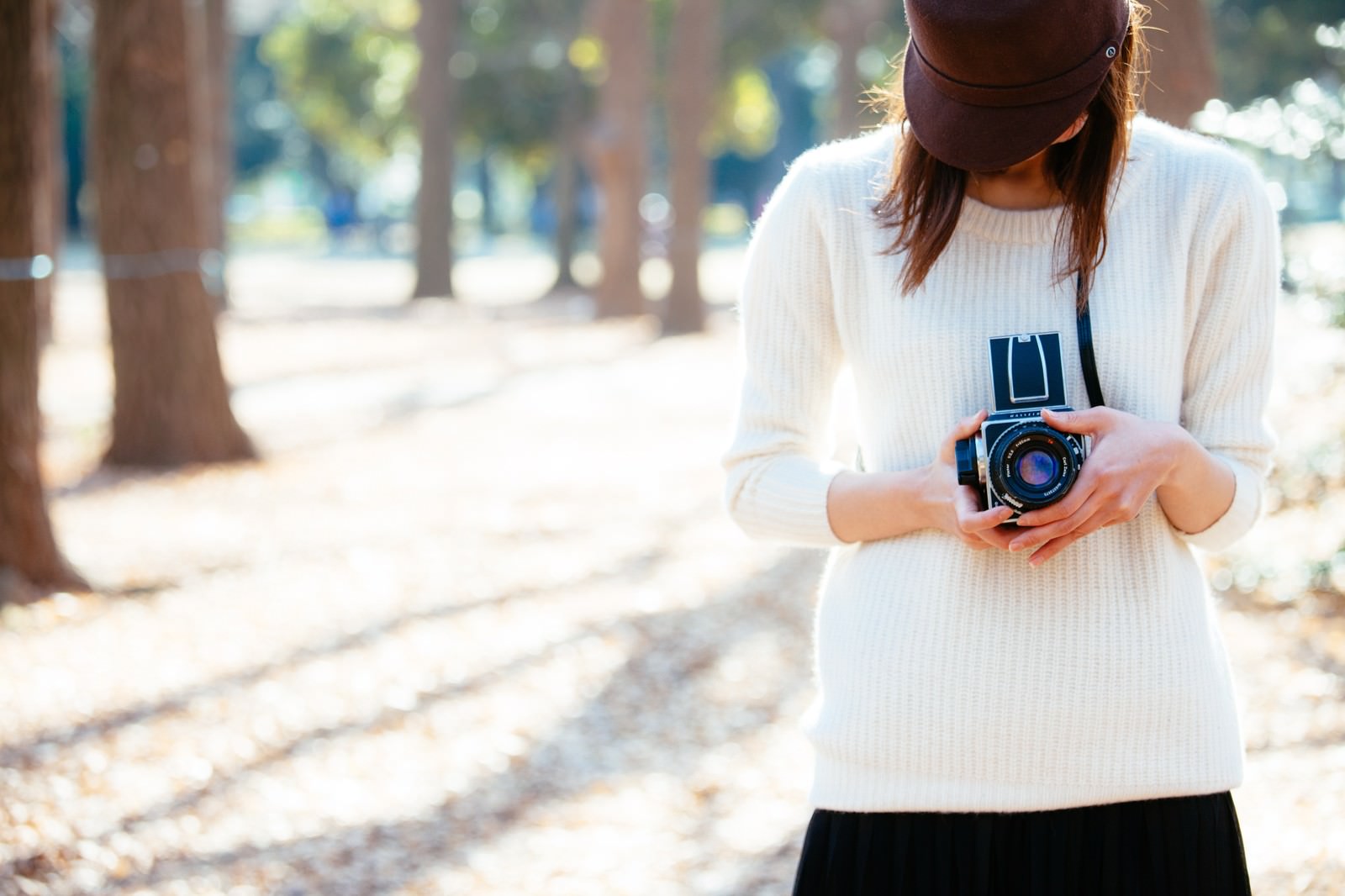 クラシックカメラ女子の写真素材 ぱくたそ