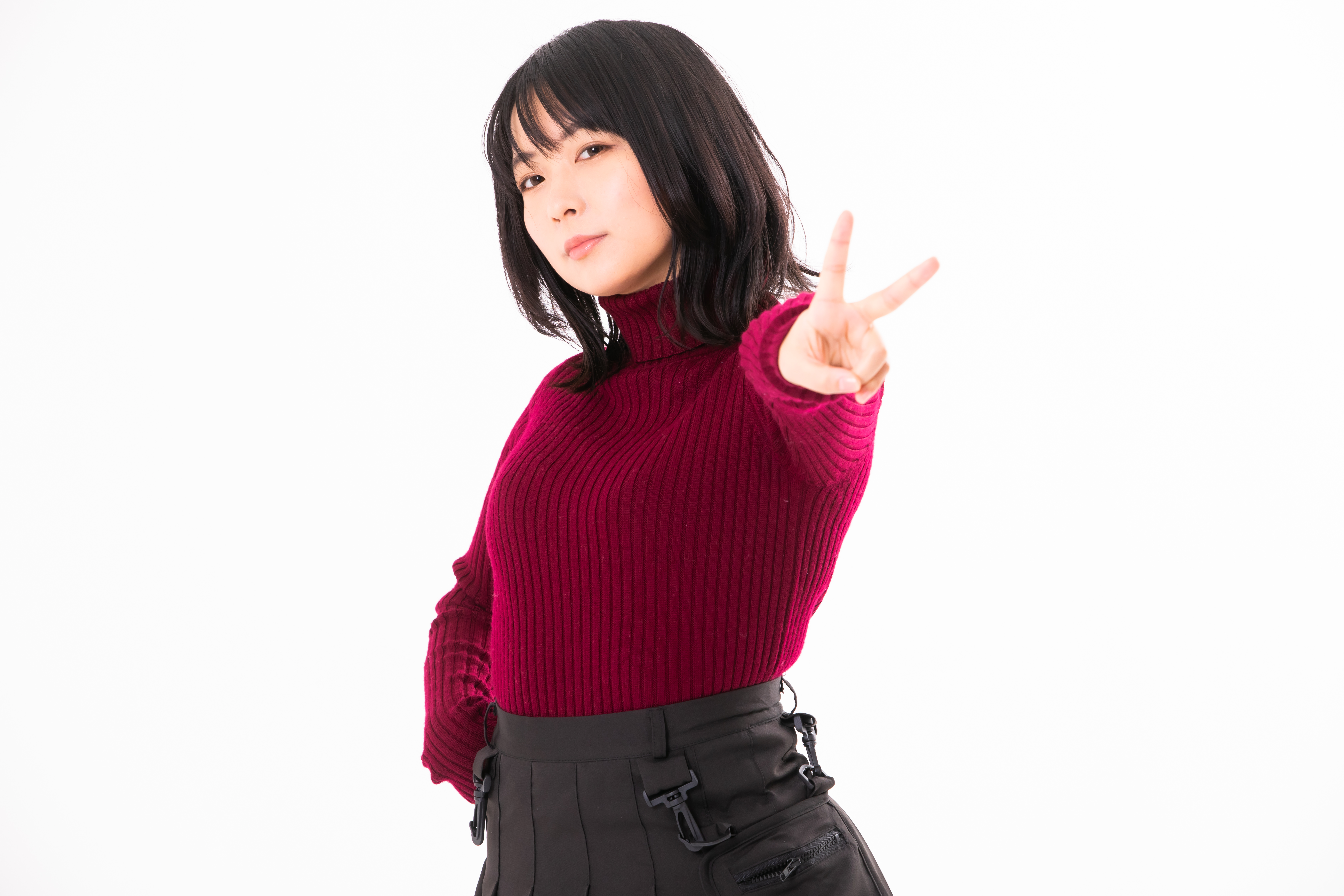 Vサインでドヤ顔する女性の写真を無料ダウンロード フリー素材 ぱくたそ Vサインでドヤ顔する女性の写真を無料ダウンロード フリー素材 ぱくたそ