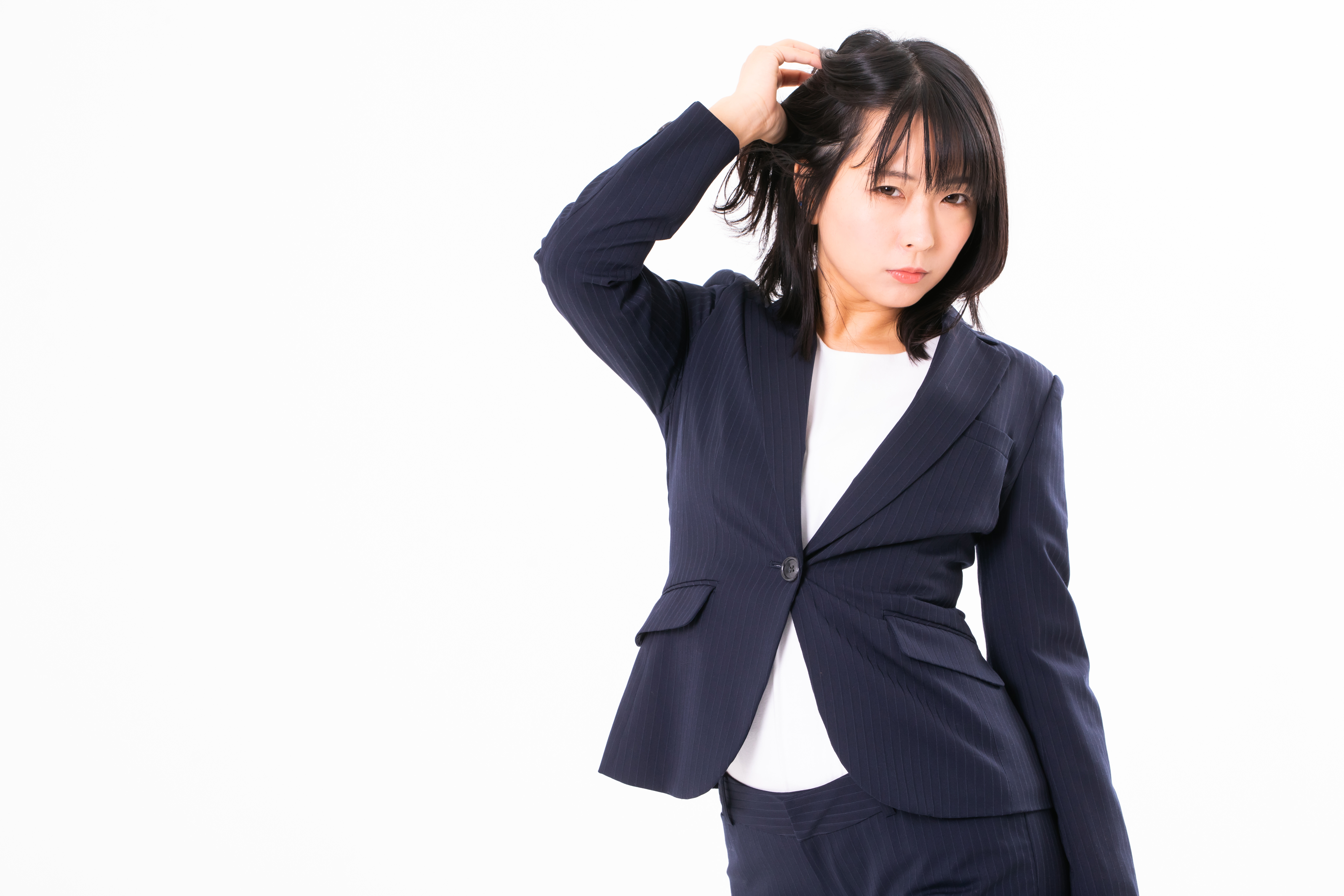 髪をかきあげるリクスー女子の写真を無料ダウンロード フリー素材 ぱくたそ