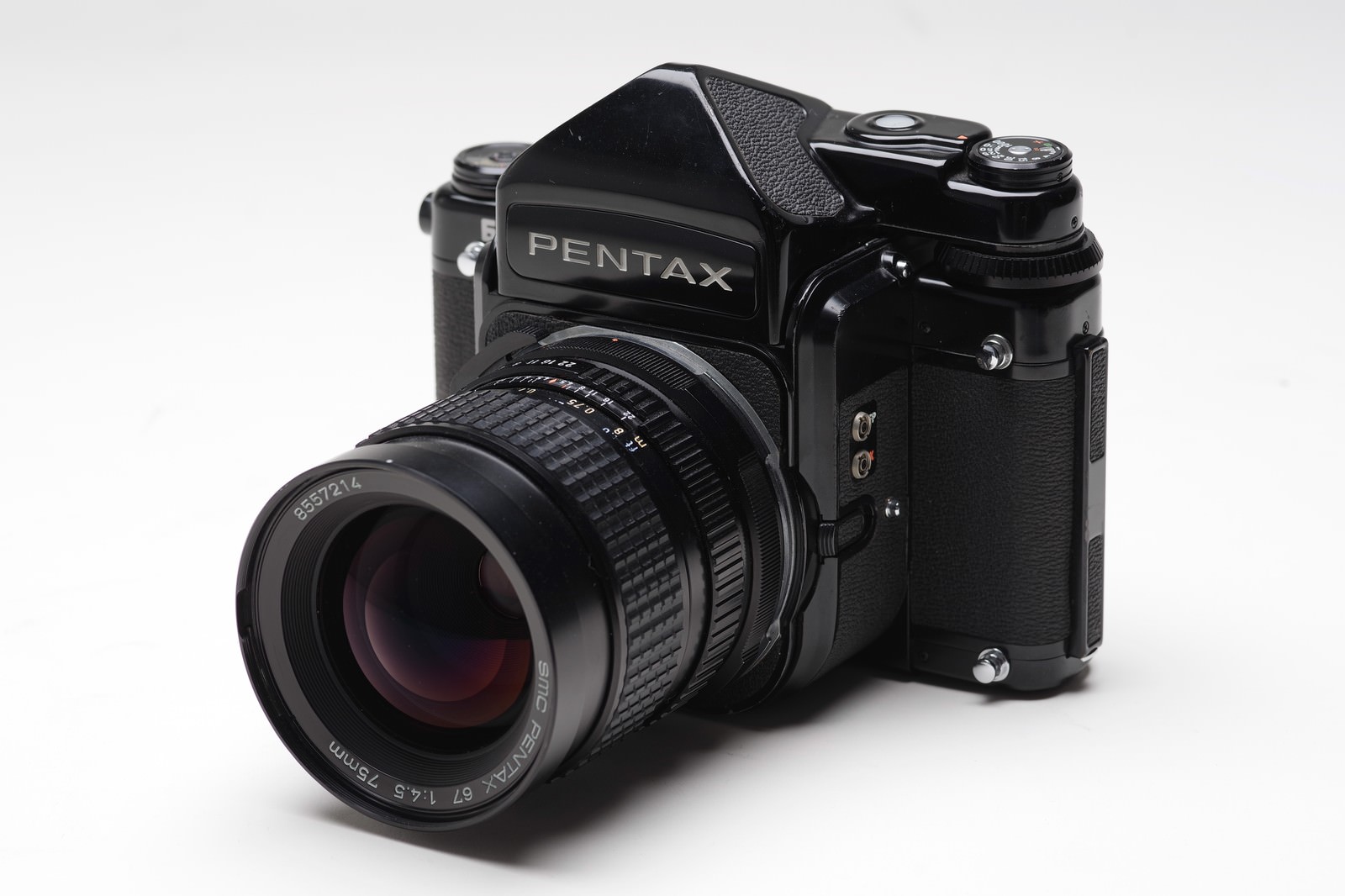 通称「バケペン」PENTAX 67 (重さ2kg)の無料の写真素材 - ID 通称「バケペン」PENTAX 67 (重さ2kg)の無料の写真素材 - ID