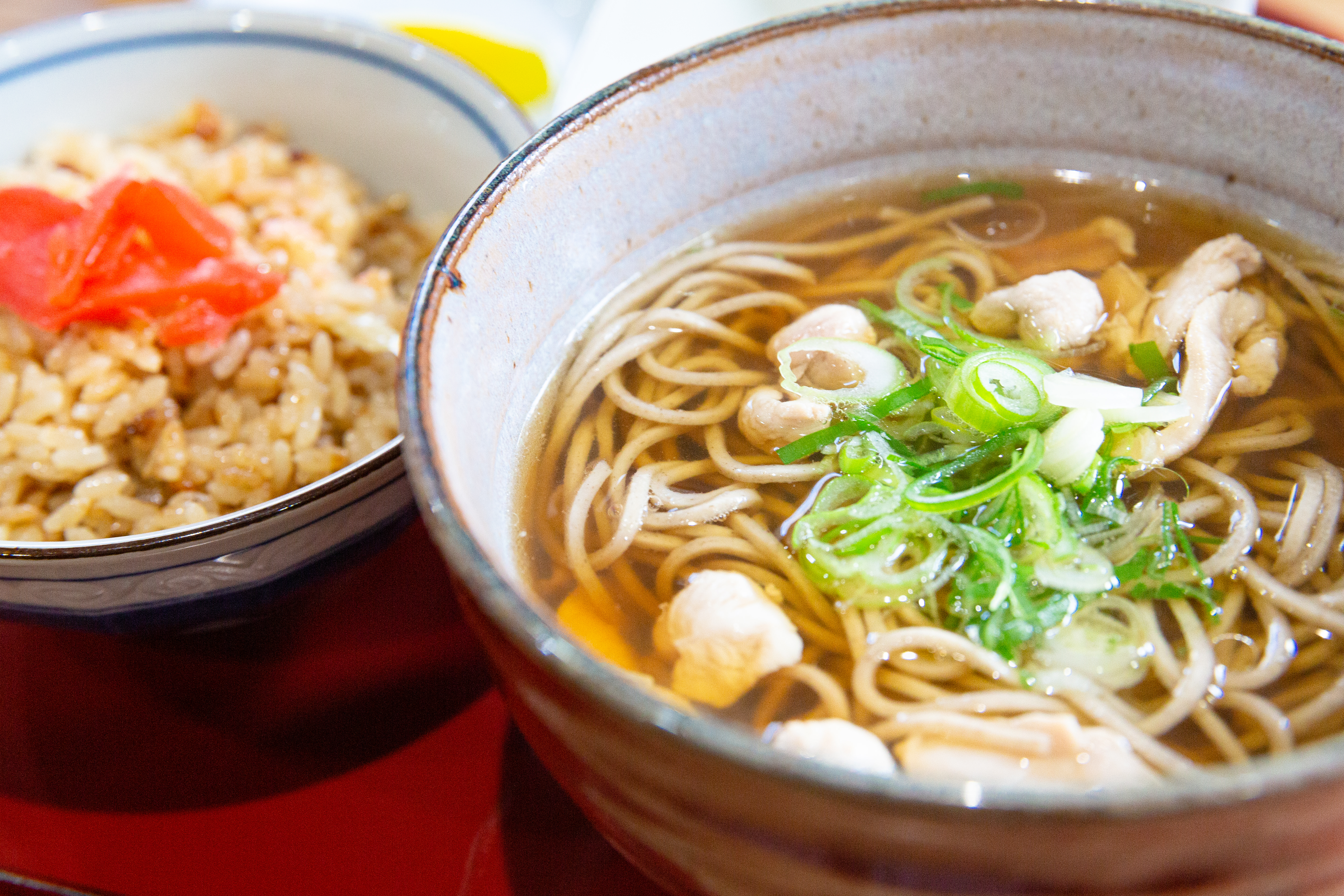 鶏そばと鶏めしの写真を無料ダウンロード フリー素材 ぱくたそ 鶏そばと鶏めしの写真を無料ダウンロード フリー素材 ぱくたそ