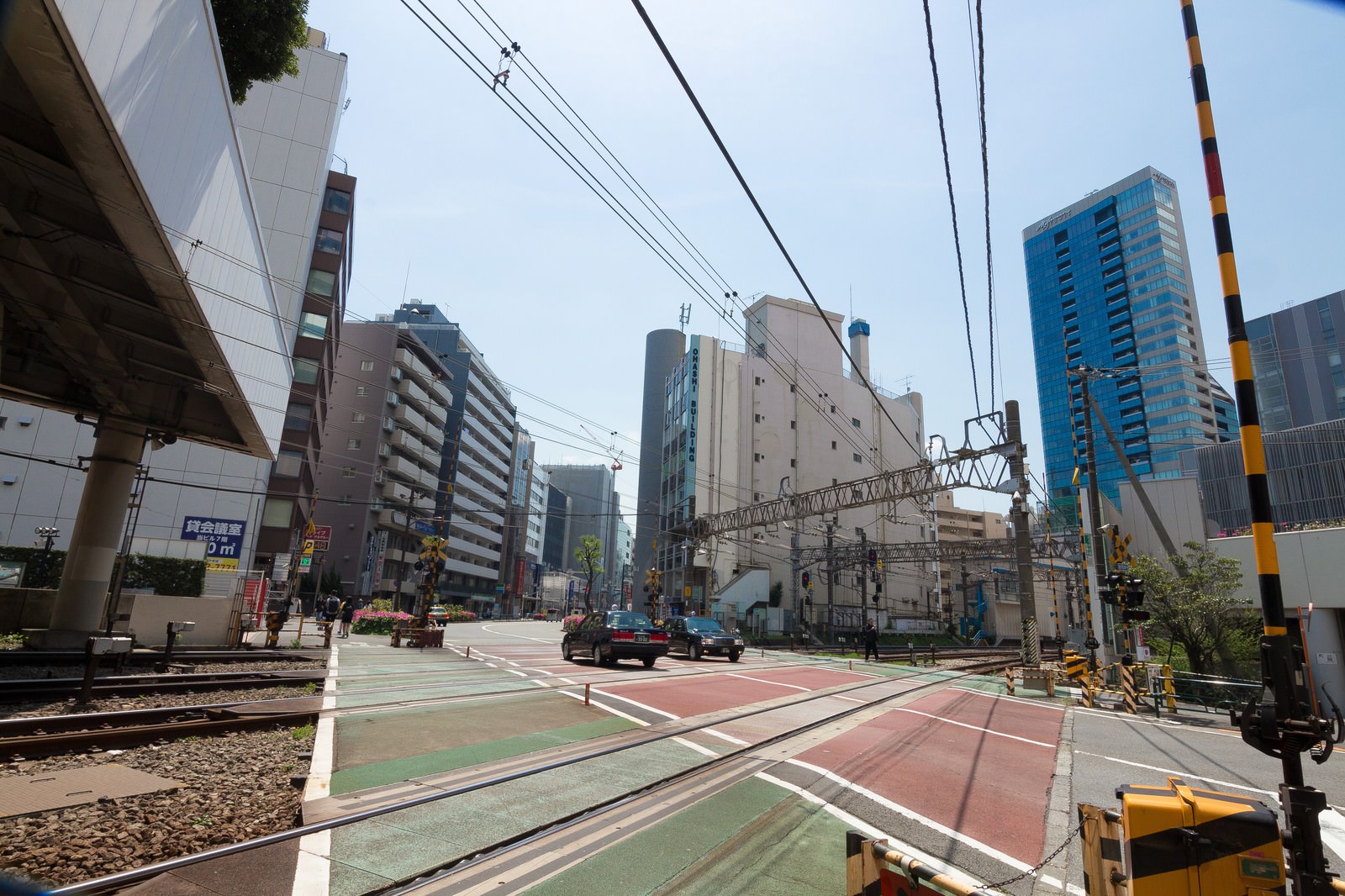 代々木駅前の踏切の写真を無料ダウンロード フリー素材 ぱくたそ 代々木駅前の踏切の写真を無料ダウンロード フリー素材 ぱくたそ