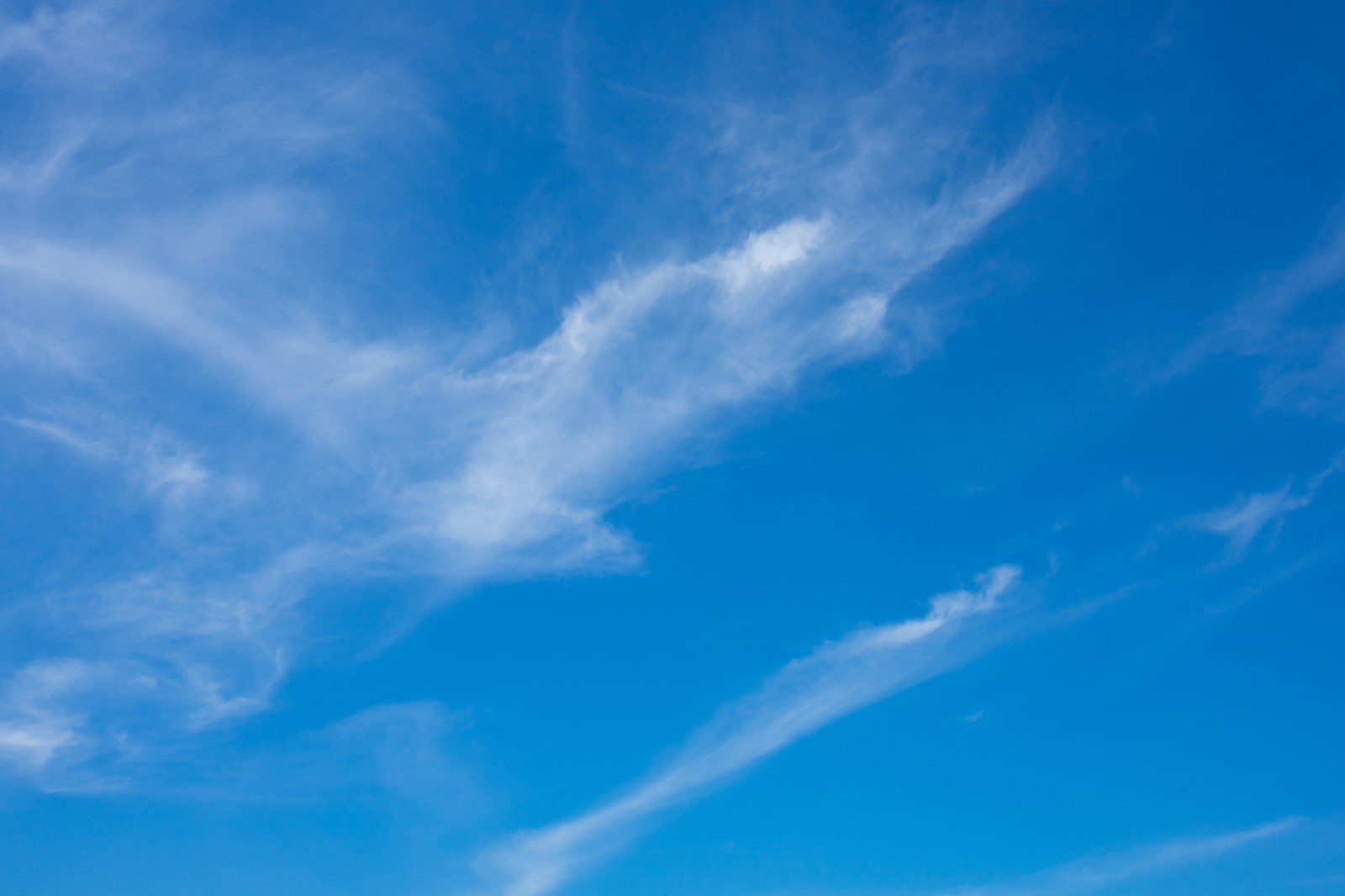 空 青空の写真 画像 を無料ダウンロード フリー素材のぱくたそ