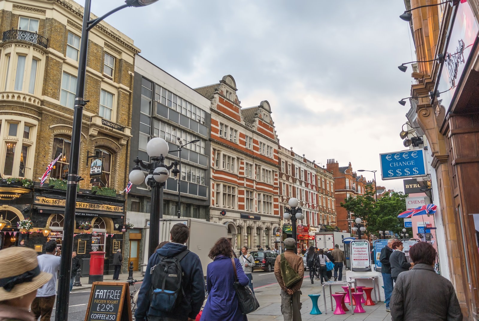 ロンドンの街並みの写真（画像）を無料ダウンロード - フリー素材のぱくたそ