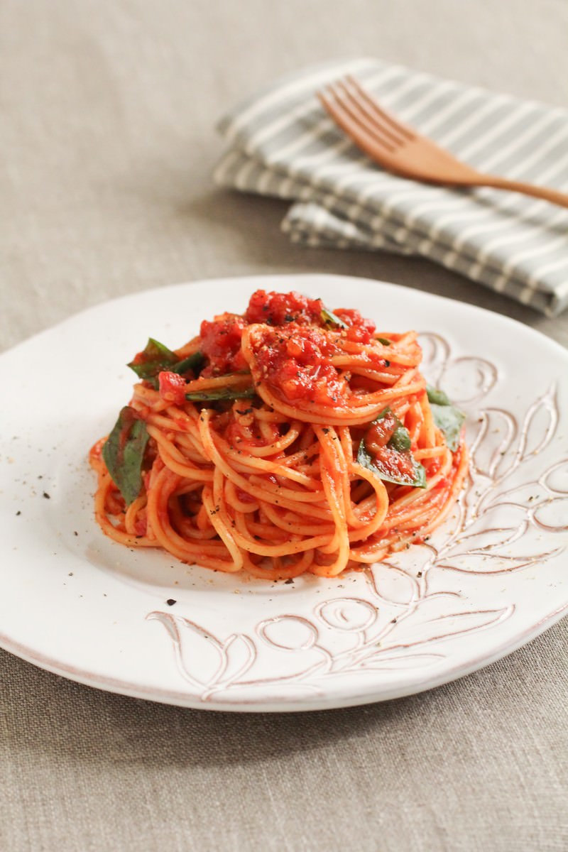 「トマトソースパスタ | 写真の無料素材・フリー素材 - ぱくたそ」の写真