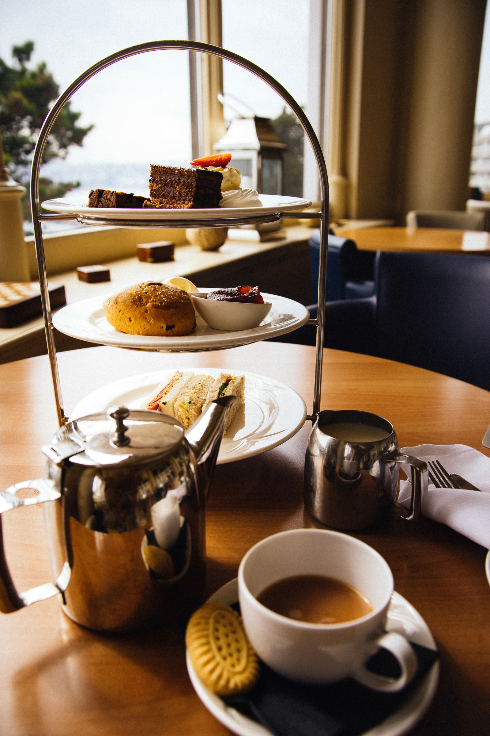 ホテルでのアフタヌーンティーの写真を無料ダウンロード フリー素材 ぱくたそ