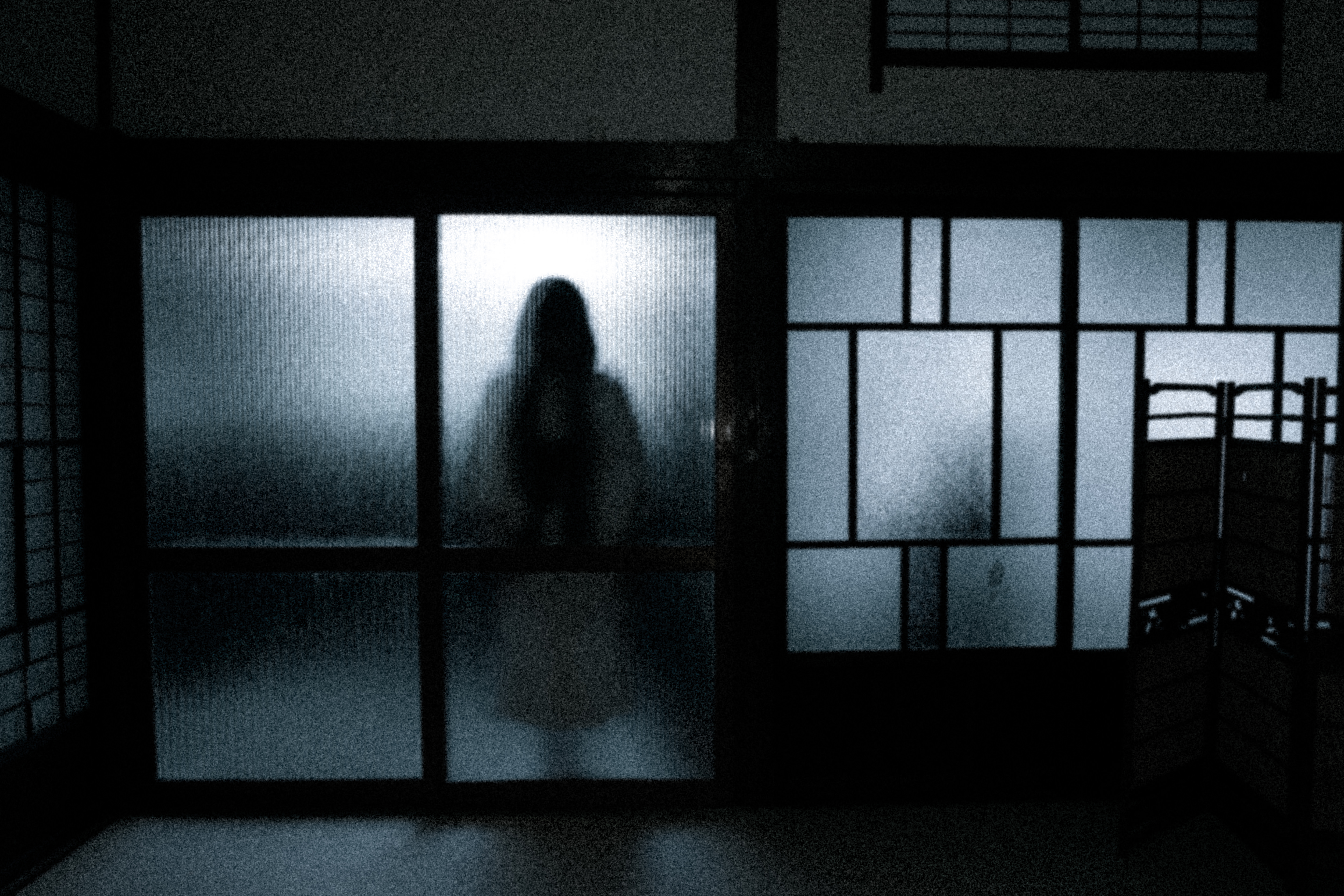 部屋の向こう側の女性の写真 画像 を無料ダウンロード フリー素材のぱくたそ 部屋の向こう側の女性の写真 画像 を無料ダウンロード フリー素材のぱくたそ