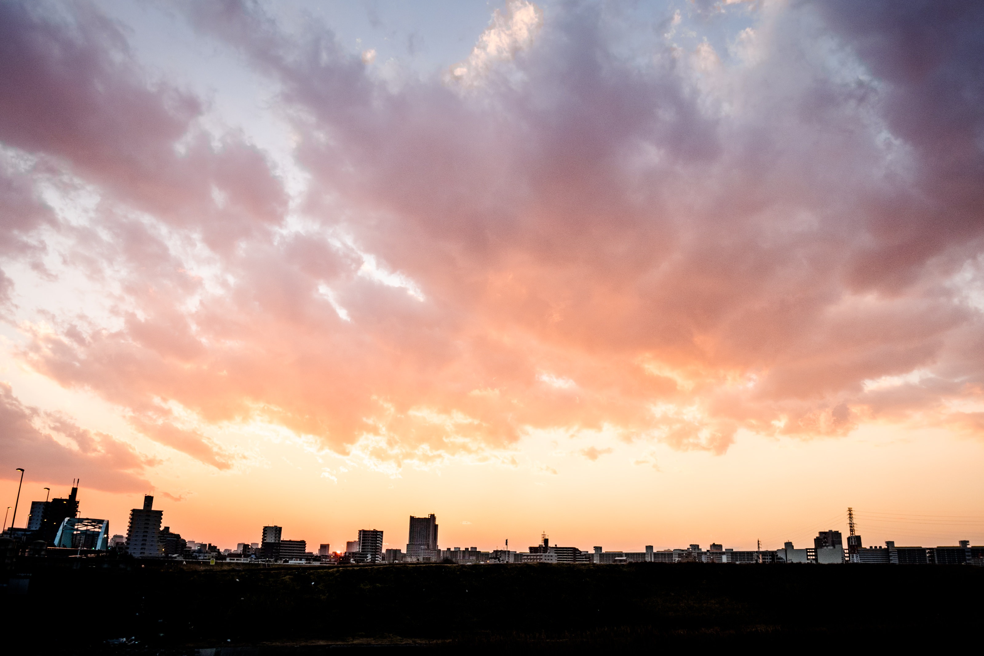 荒川の夕暮れの写真素材 ぱくたそ