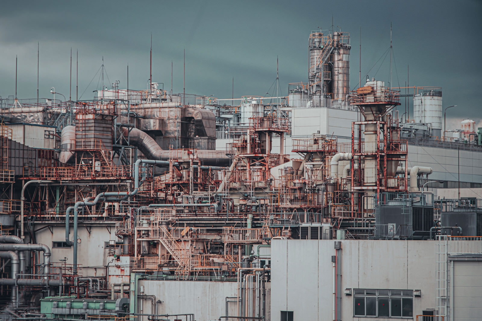 歴史を感じる工業の様子の写真素材 ぱくたそ