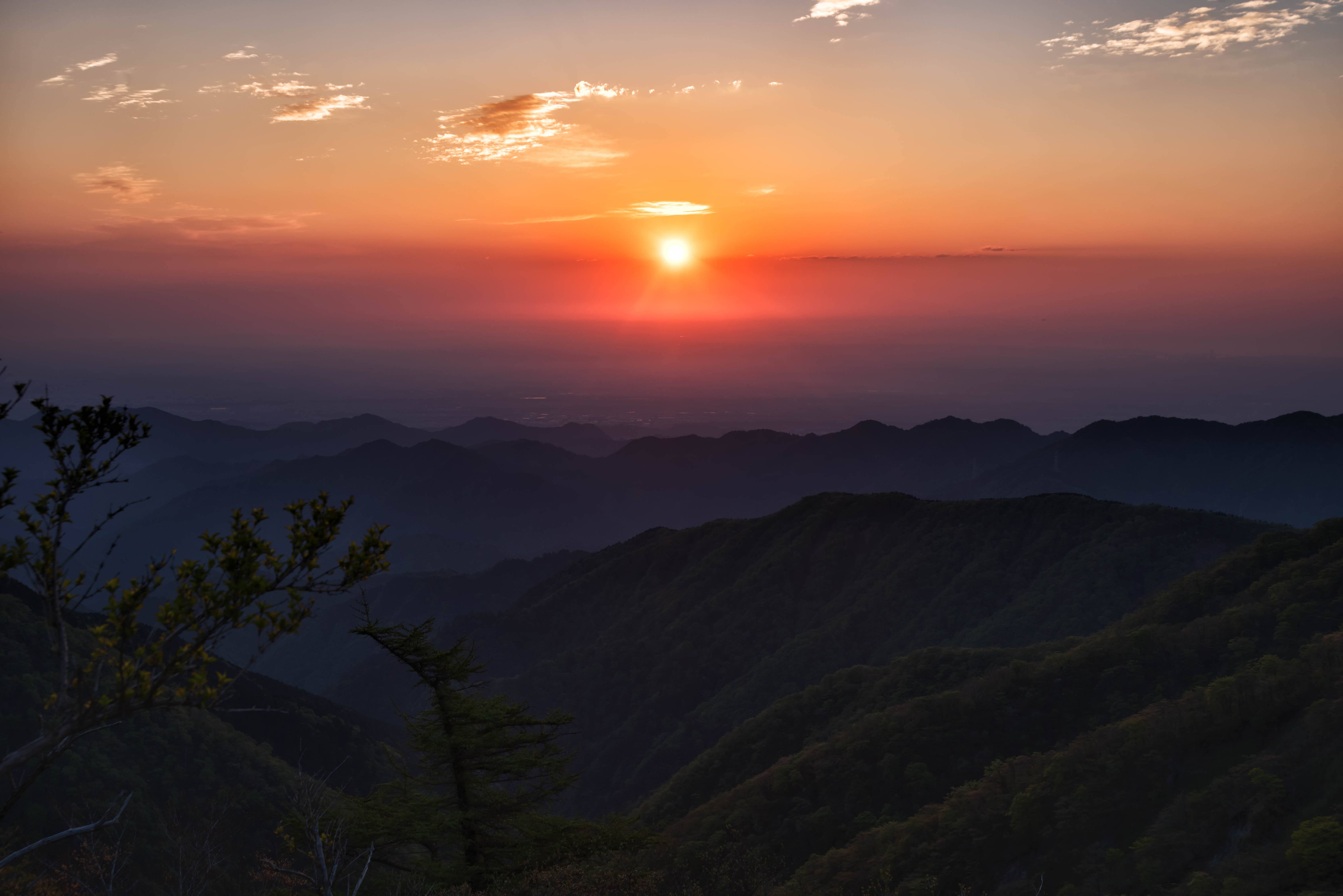 関東平野から昇る朝日の写真を無料ダウンロード フリー素材 ぱくたそ