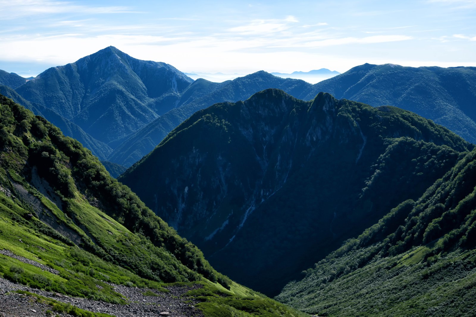 常念岳の景色の写真素材 ぱくたそ