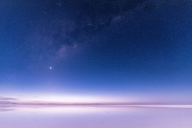 ウユニ塩湖の星空の写真を無料ダウンロード フリー素材 ぱくたそ