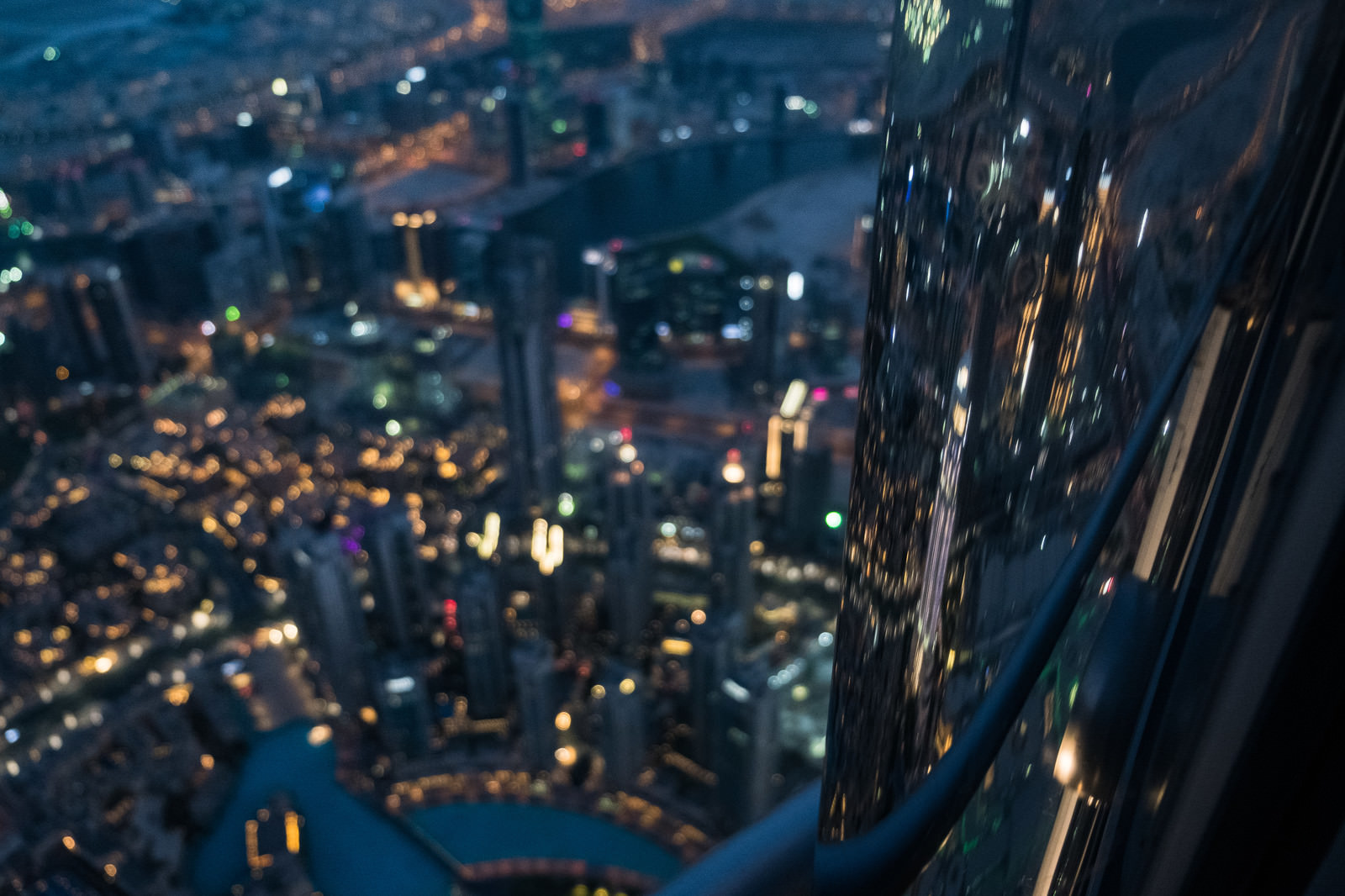 ããã«ã®å¤å£ã«åå°ããããã¤ã®å¤æ¯ï¼è¶é«å±¤éããï¼ãã«ã®å¤å£ã«åå°ããããã¤ã®å¤æ¯ï¼è¶é«å±¤éããï¼ãã®ããªã¼åçç´ æãæ¡å¤§