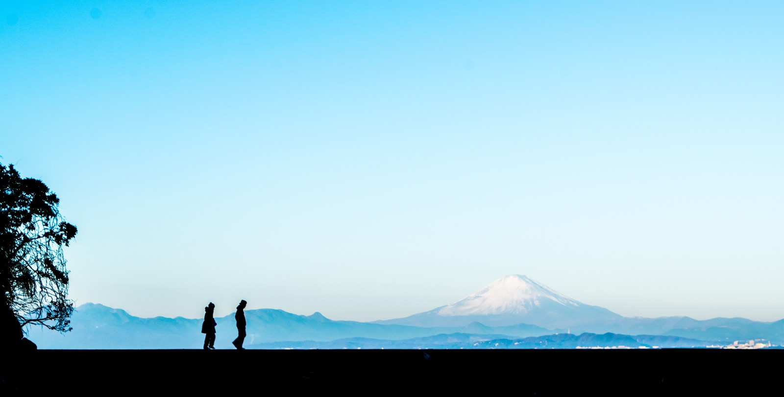 「裾野を広げる」の意味/類語/例文｜伝統文化の裾野を広げる