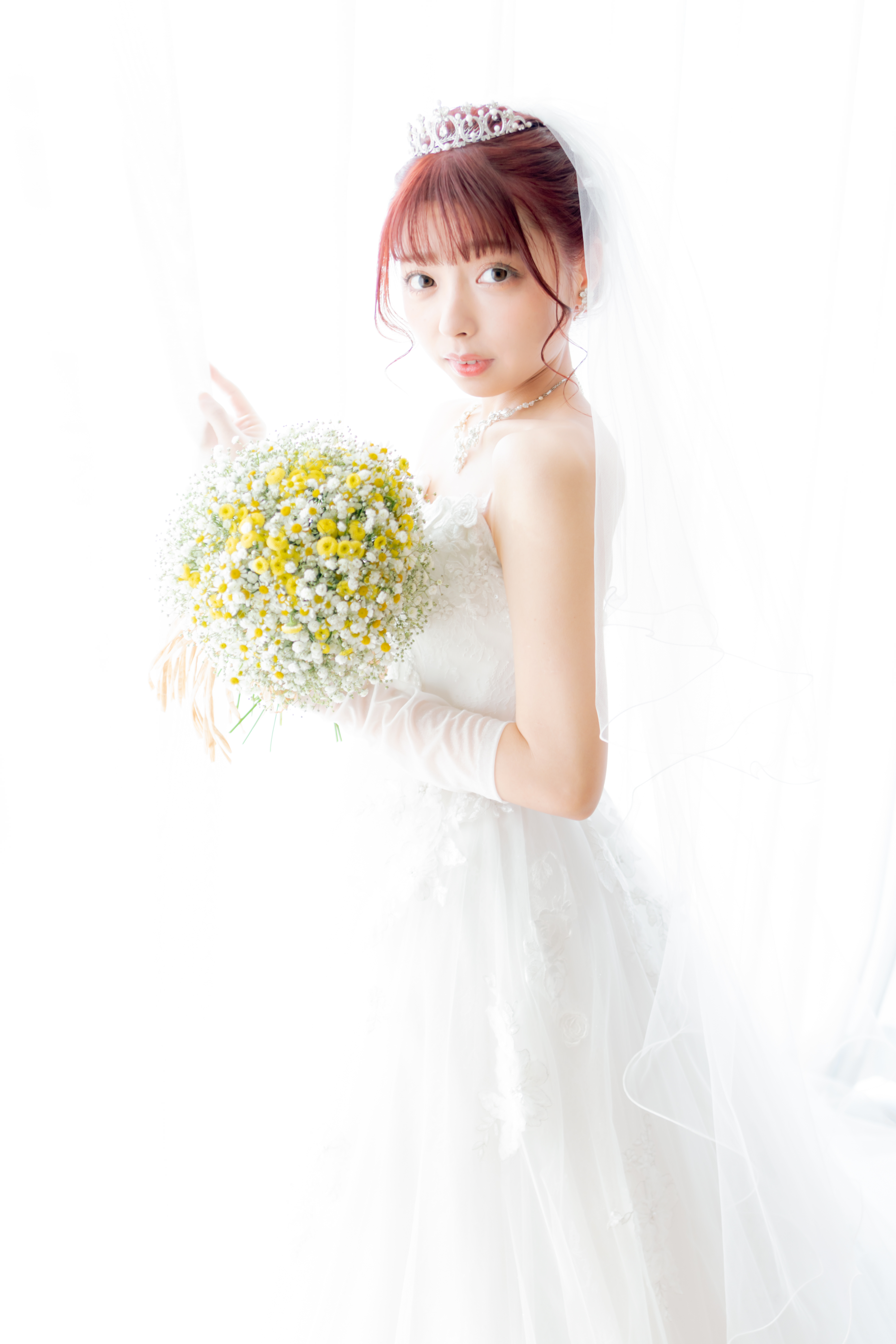 ウェディングドレス姿の女性の写真素材 ぱくたそ