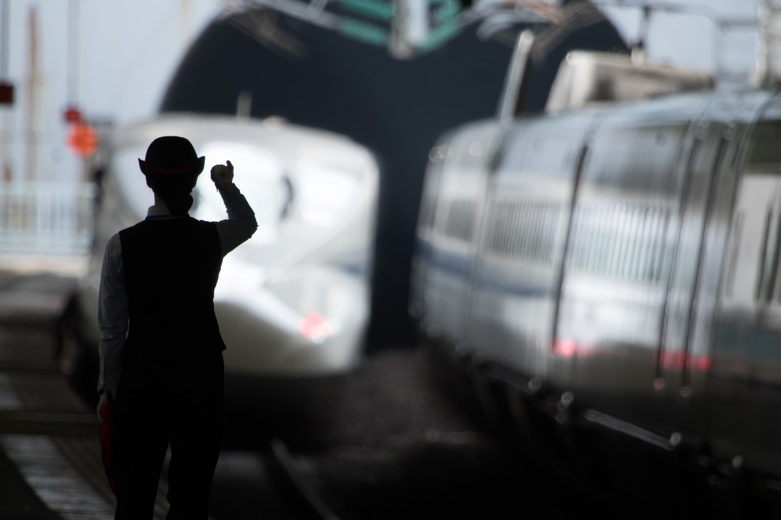 「出発進行（電車）出発進行（電車）」のフリー写真素材を拡大