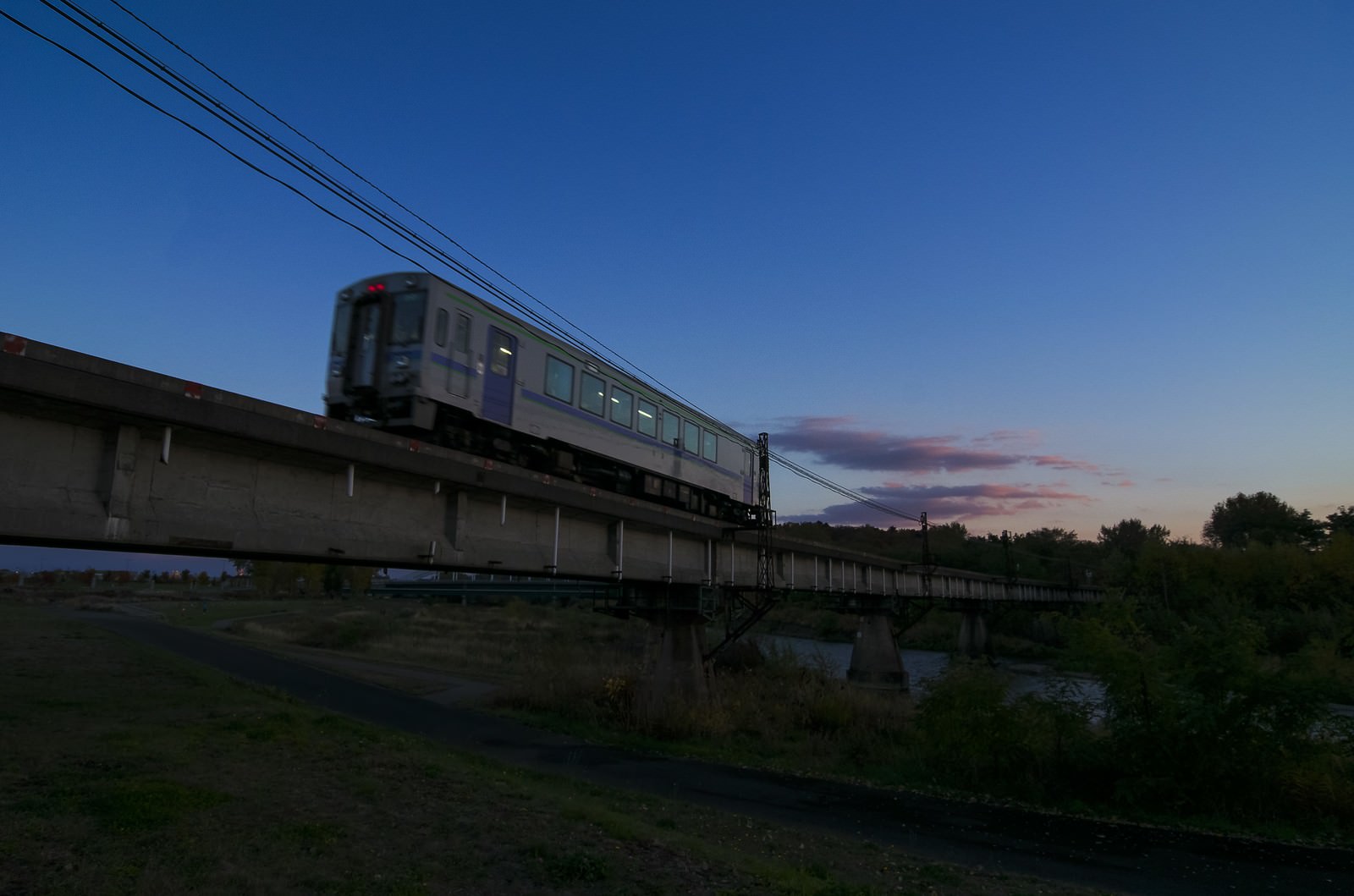 旭川のローカル線の写真を無料ダウンロード フリー素材 ぱくたそ 旭川のローカル線の写真を無料ダウンロード フリー素材 ぱくたそ