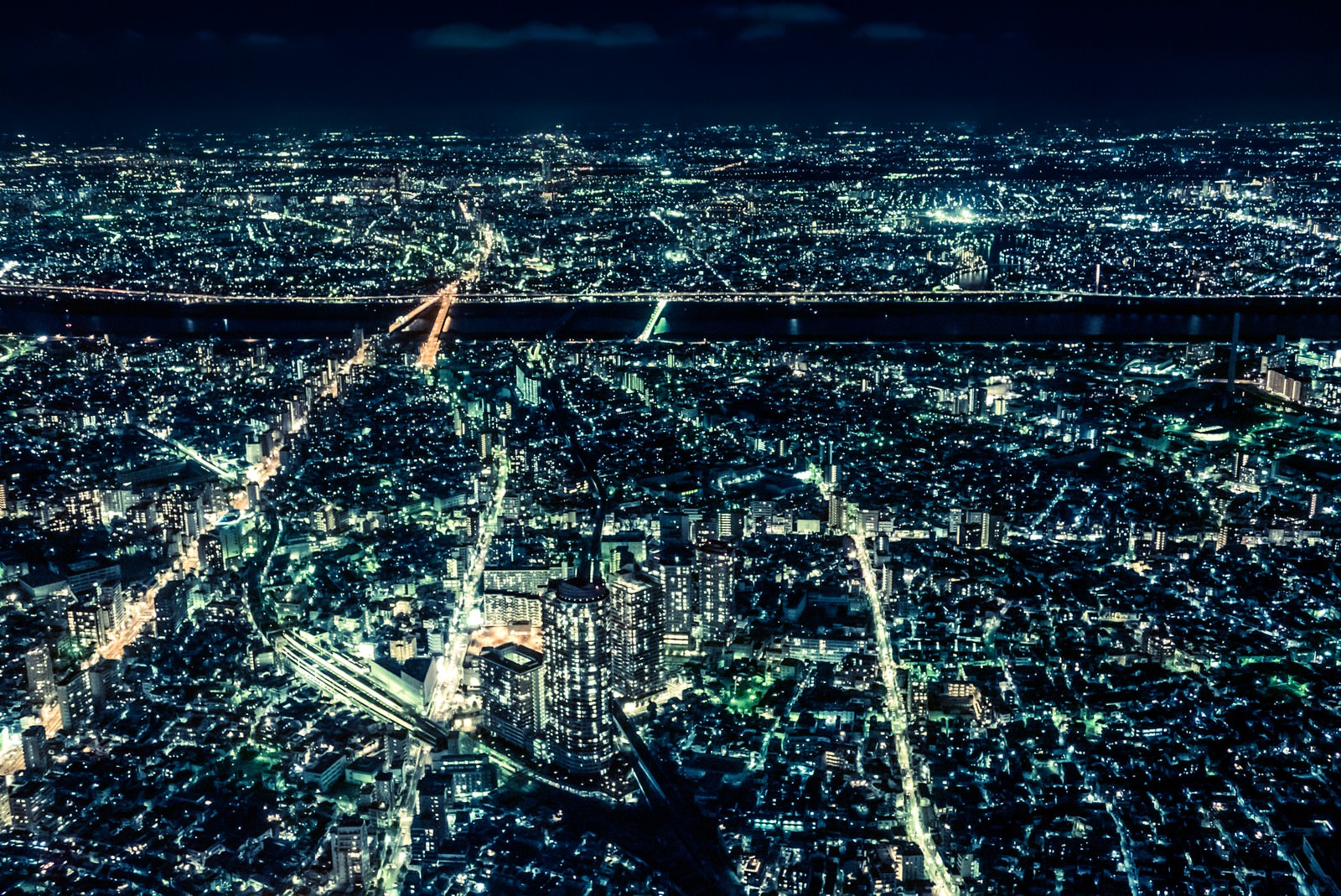 大都会 東京の夜景の写真素材 ぱくたそ