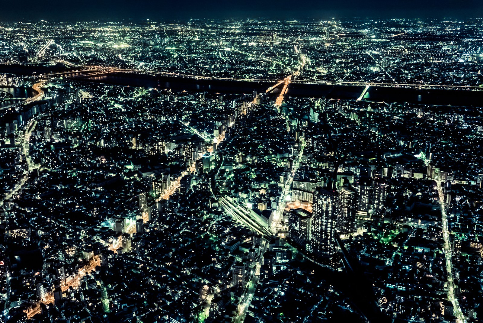 都会と夜景の写真素材 - ぱくたそ