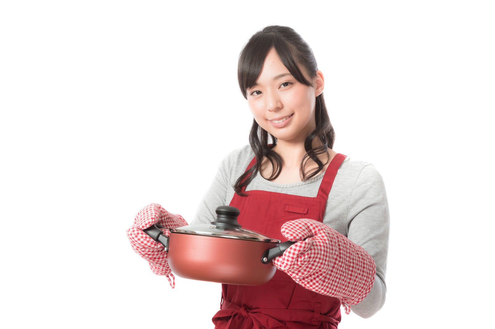 「手料理を披露する新妻」の写真［モデル：さとうゆい］