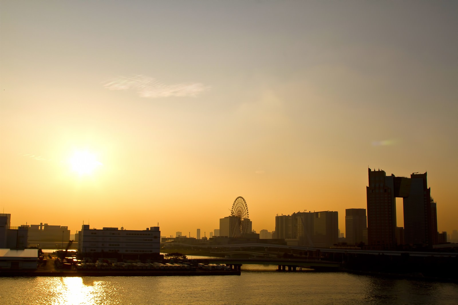 ãå¤ç¼ãã¨ãå°å ´å¤ç¼ãã¨ãå°å ´ãã®ããªã¼åçç´ æãæ¡å¤§