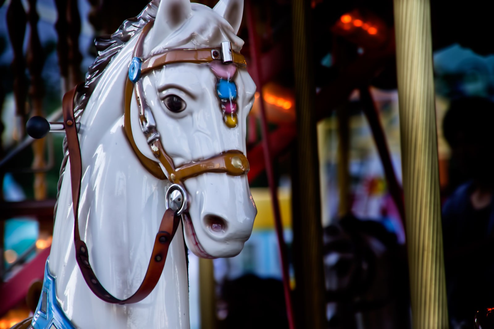 メリーゴーランドの馬のフリー素材 ぱくたそ