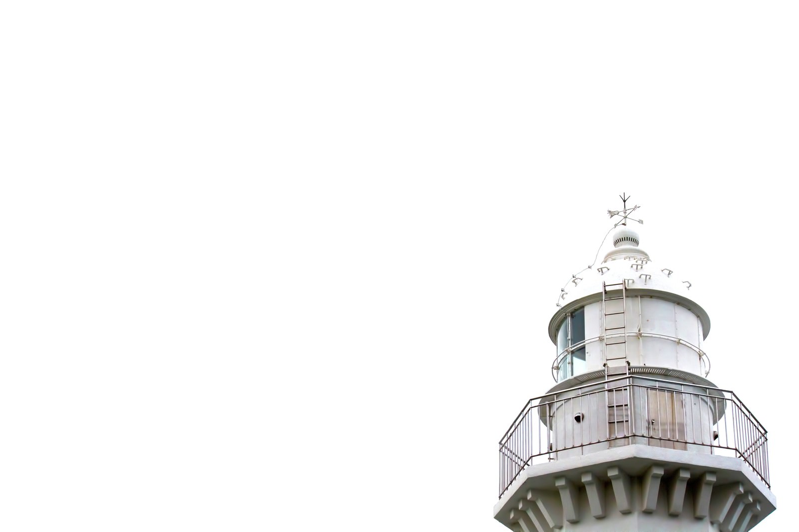 昼の灯台の写真 画像 を無料ダウンロード フリー素材のぱくたそ