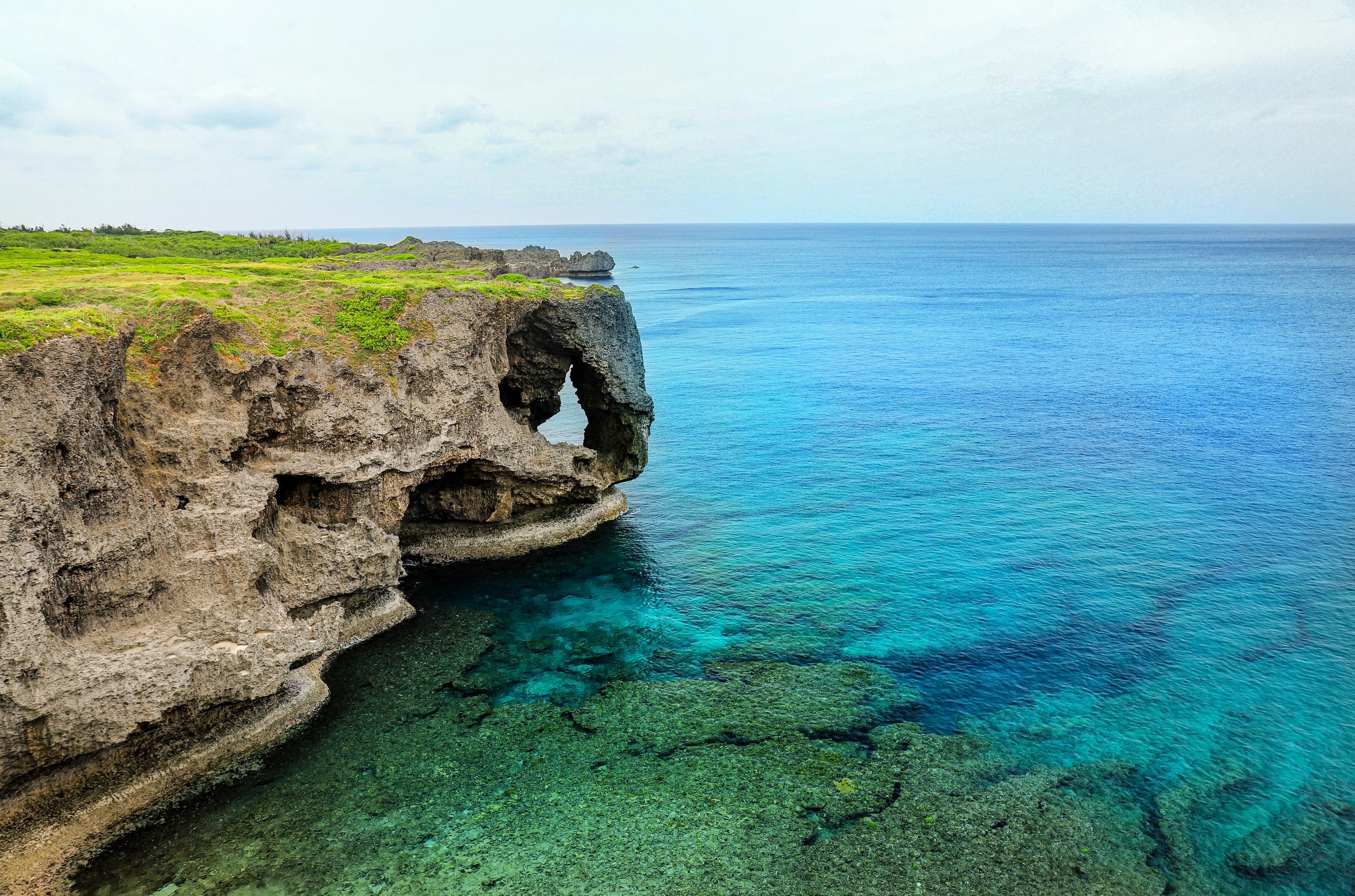 ãã¨ã¡ã©ã«ãã°ãªã¼ã³ã®æµ·ã¨æµ·å²¸ãã®åç