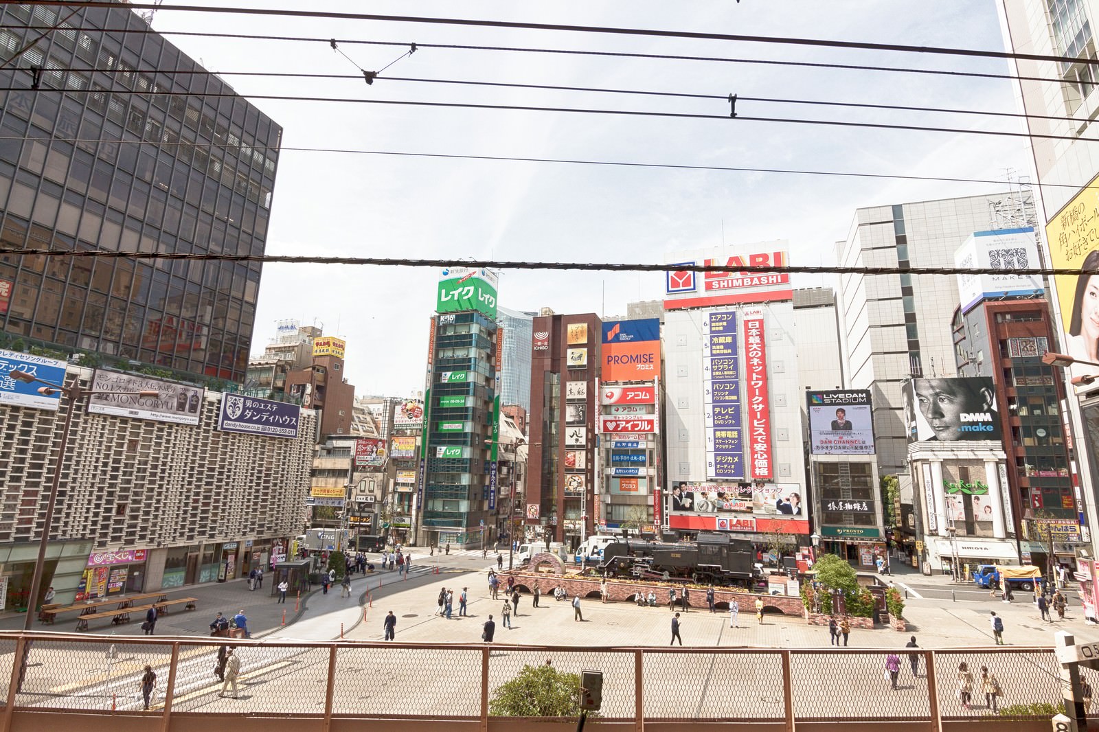 新橋駅前sl広場の写真素材 ぱくたそ