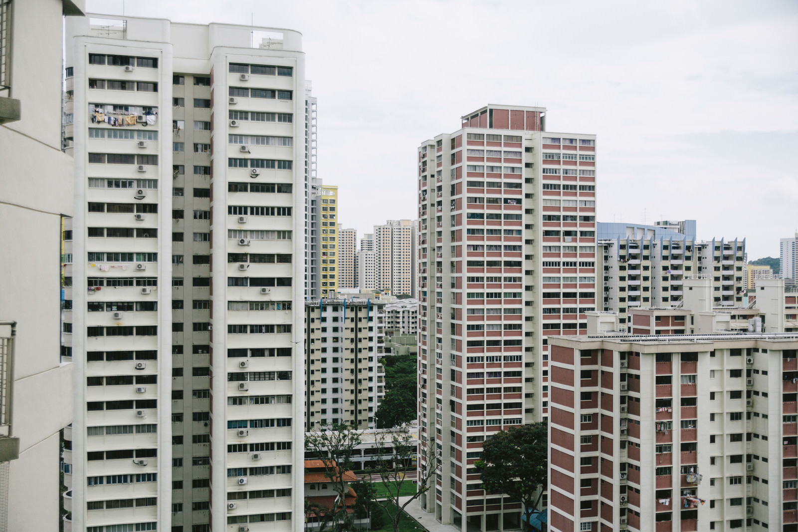 「シンガポールの高層マンション」の写真