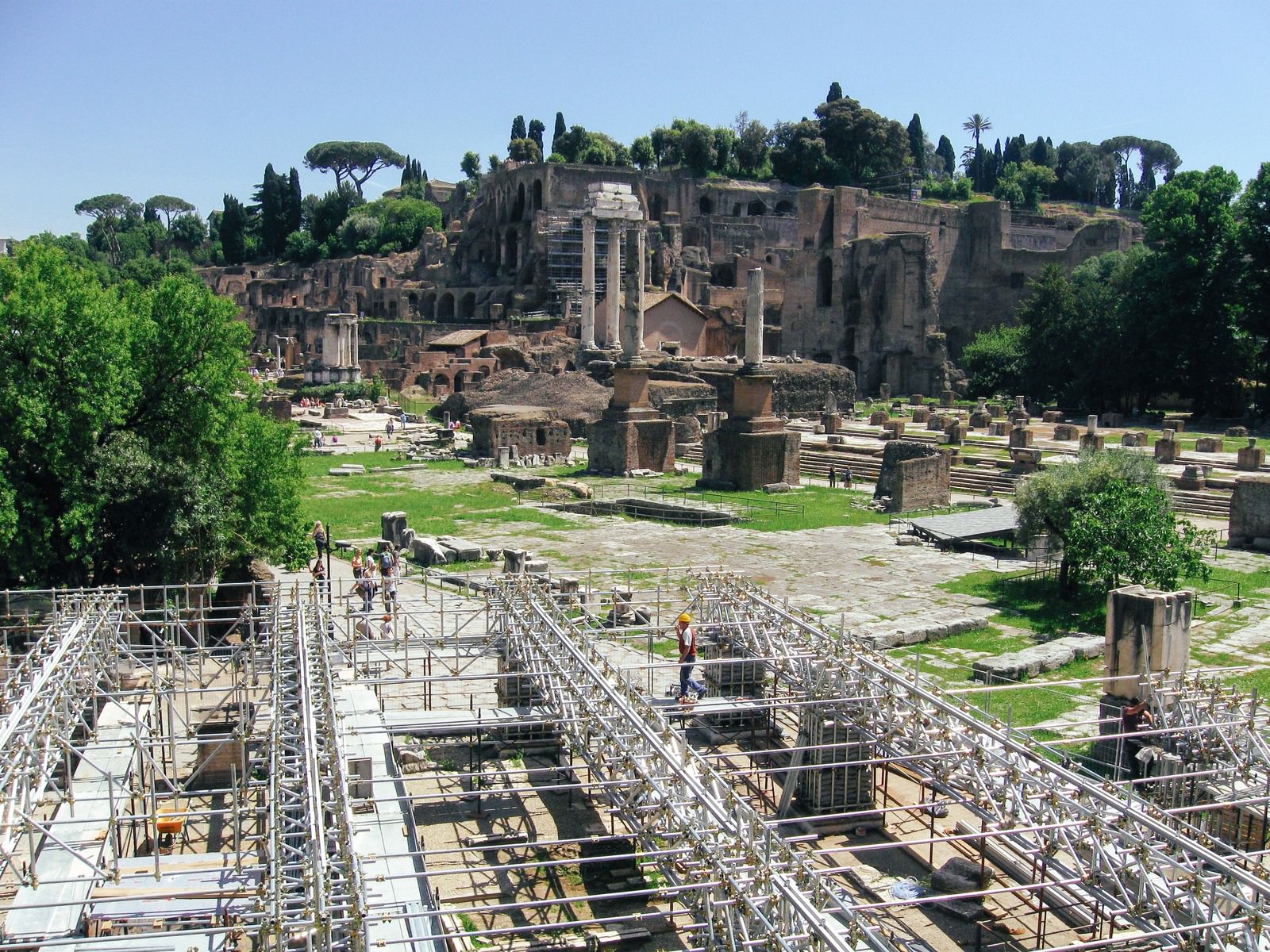 ローマにある修復中の遺跡 フォロロマーノ の写真を無料ダウンロード フリー素材 ぱくたそ ローマにある修復中の遺跡 フォロロマーノ の写真を無料ダウンロード フリー素材 ぱくたそ