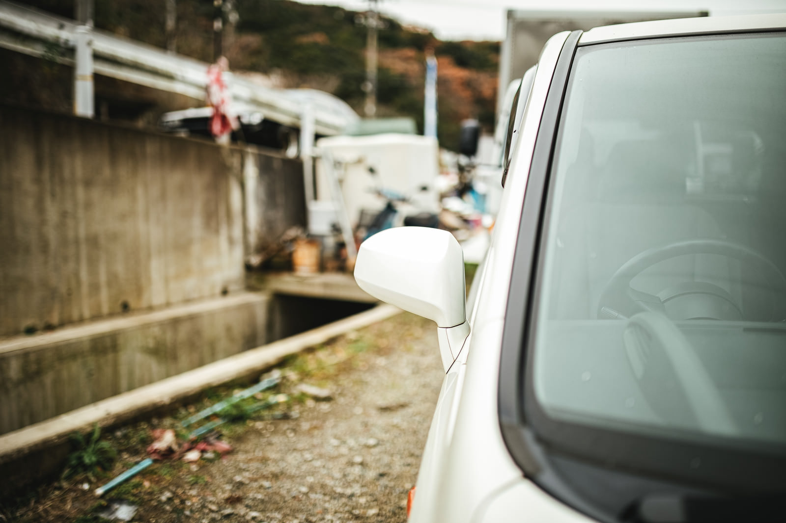 車の右側サイドミラーの写真 画像 を無料ダウンロード フリー素材のぱくたそ 車の右側サイドミラーの写真 画像 を無料ダウンロード フリー素材のぱくたそ