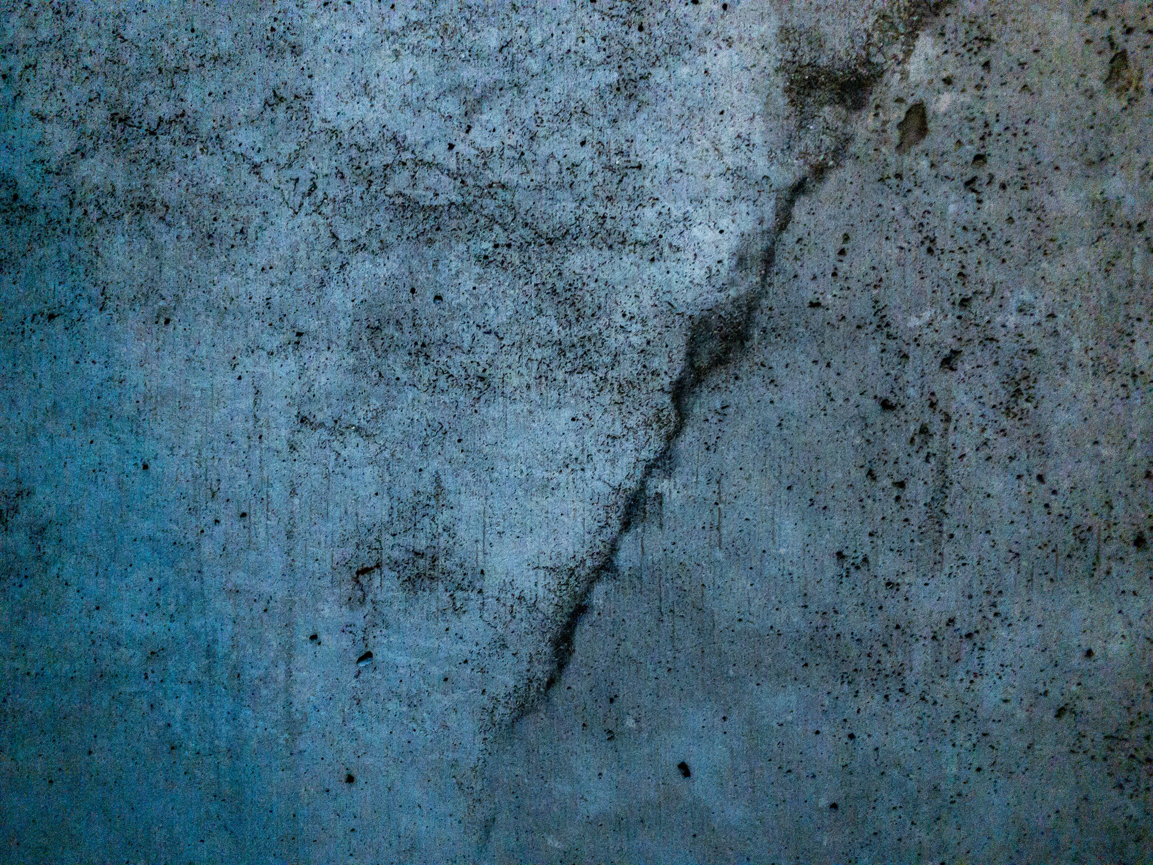 ひび割れした古い建物の壁の写真 画像 を無料ダウンロード フリー素材のぱくたそ ひび割れした古い建物の壁の写真 画像 を無料ダウンロード フリー素材のぱくたそ