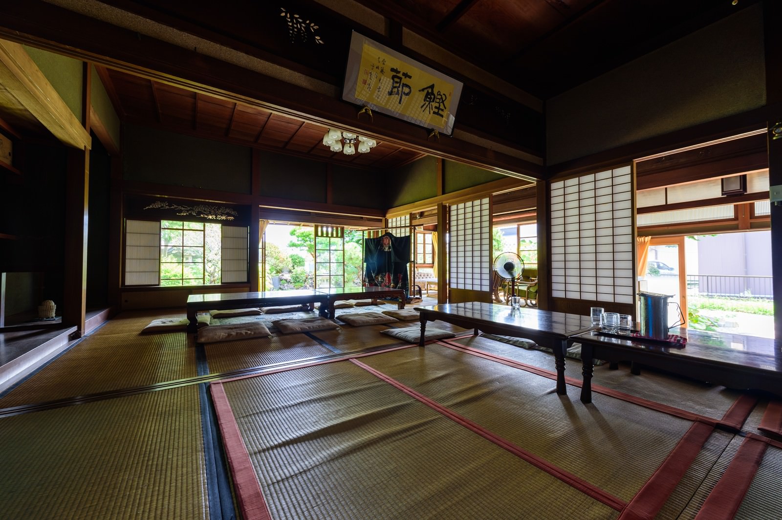 「歴史を感じる旧寿屋本家の畳の間（千葉県一宮町）」の写真