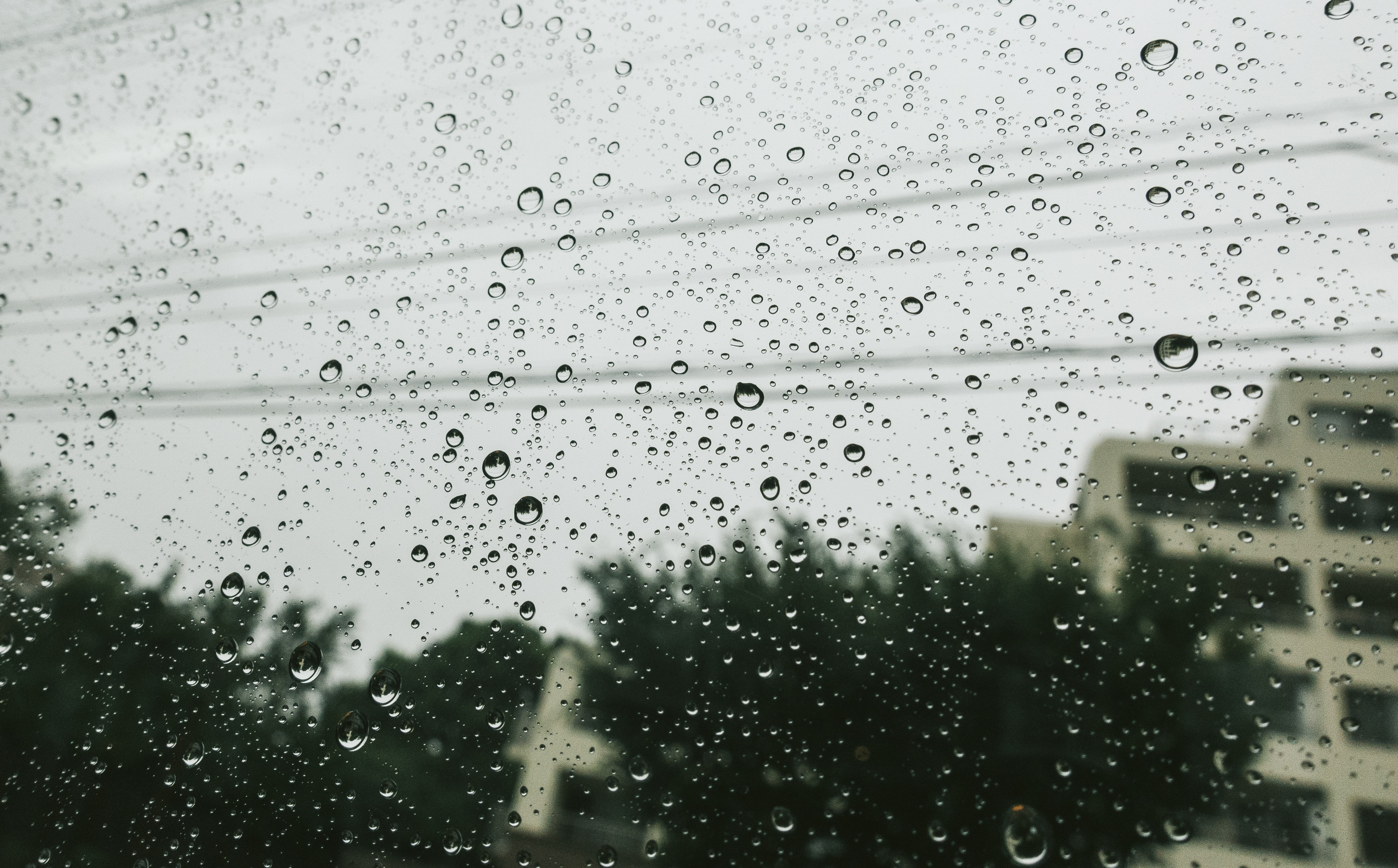 夕方にかけて雨の写真を無料ダウンロード フリー素材 ぱくたそ 夕方にかけて雨の写真を無料ダウンロード フリー素材 ぱくたそ