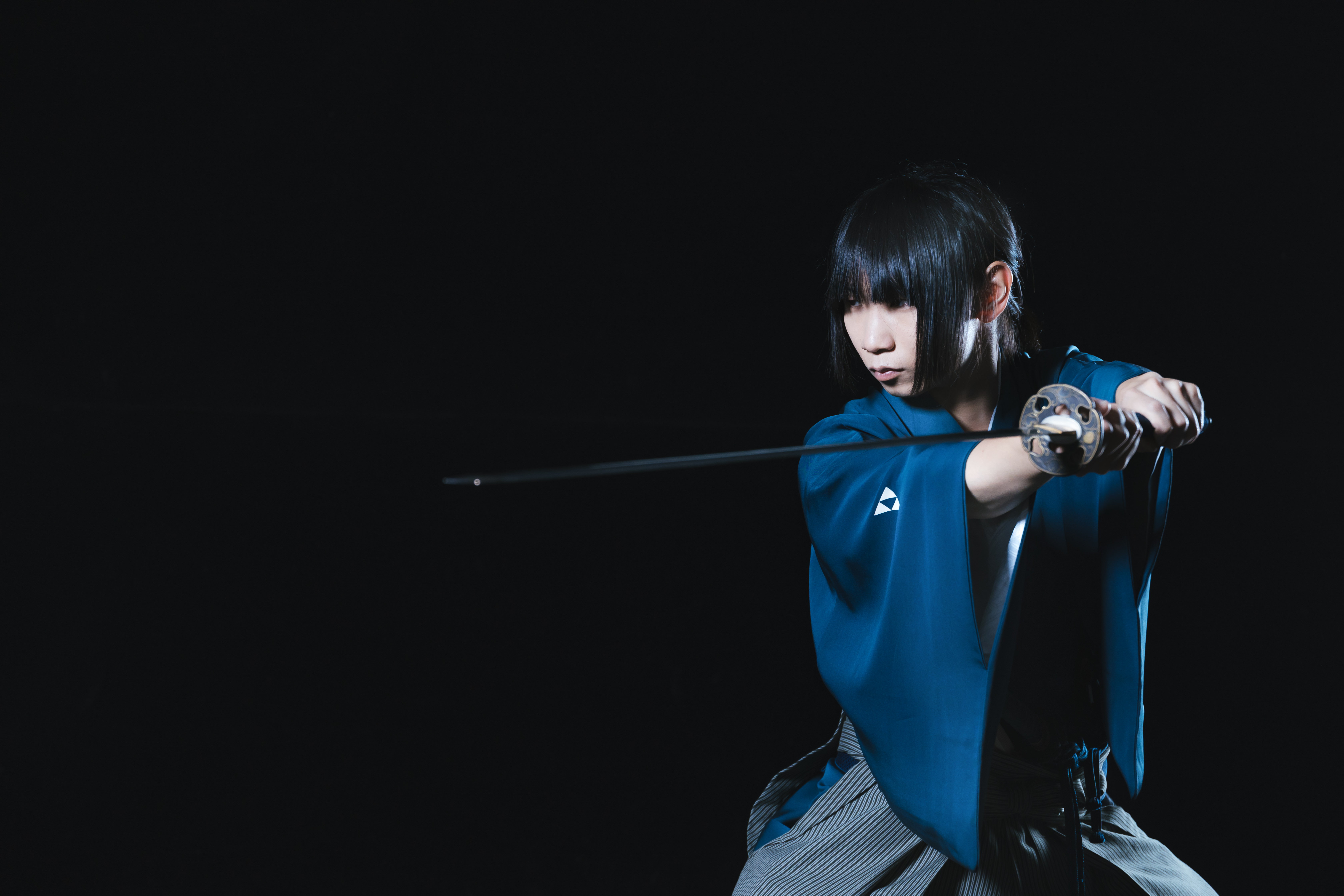 夜戦に挑む剣士の写真を無料ダウンロード フリー素材 ぱくたそ 夜戦に挑む剣士の写真を無料ダウンロード フリー素材 ぱくたそ