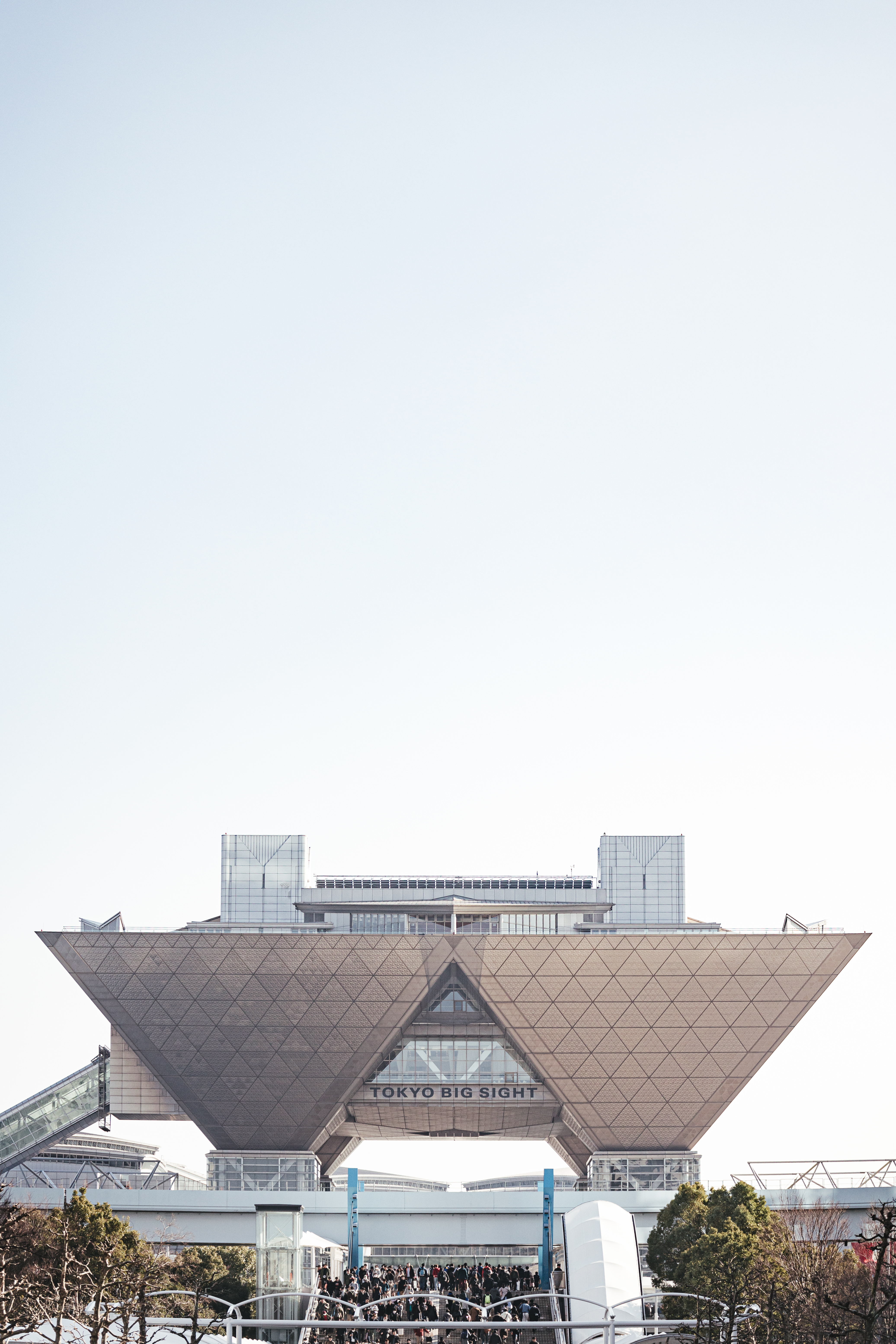 東京ビッグサイト前 国際展示場 の写真 画像 を無料ダウンロード フリー素材のぱくたそ 東京ビッグサイト前 国際展示場 の写真 画像 を無料ダウンロード フリー素材のぱくたそ
