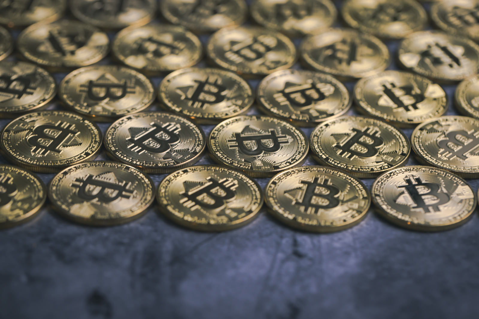 現物のビットコインが枯渇していくの写真を無料ダウンロード フリー素材 ぱくたそ 現物のビットコインが枯渇していくの写真を無料ダウンロード フリー素材 ぱくたそ