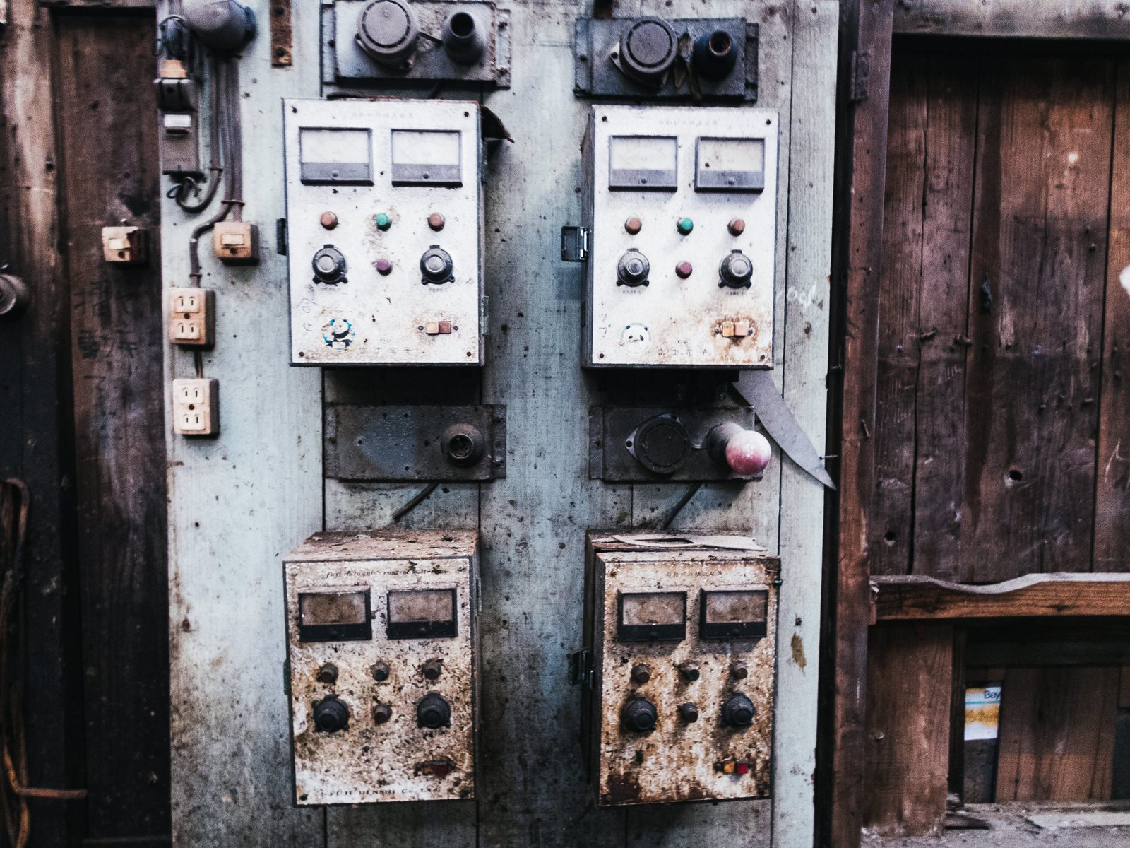 廃墟 廃屋のカテゴリに関連する写真素材702枚 ぱくたそ