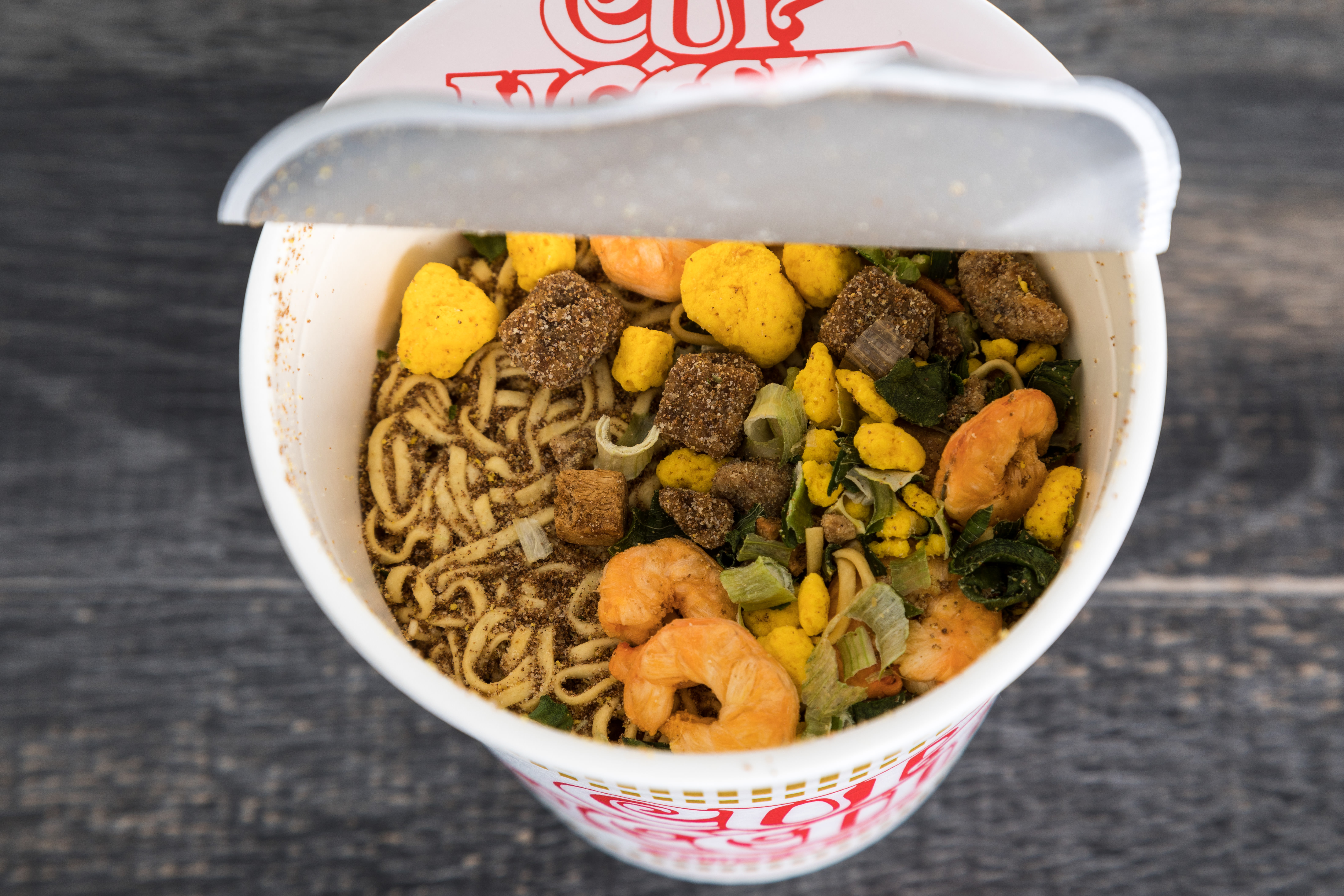 カップ麺お湯を入れる前の写真を無料ダウンロード フリー素材 ぱくたそ カップ麺お湯を入れる前の写真を無料ダウンロード フリー素材 ぱくたそ