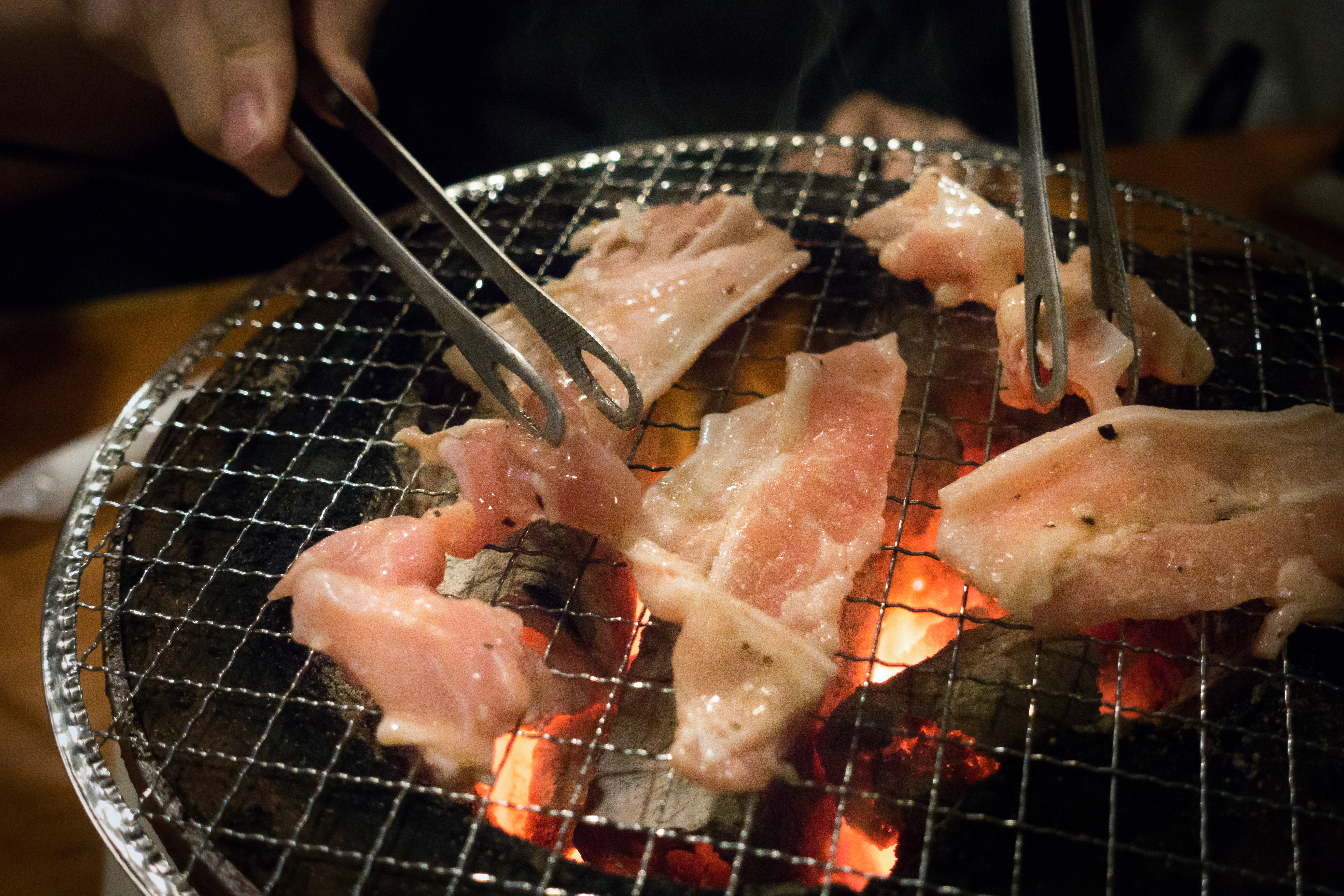 焼き肉食べ放題の網上の写真を無料ダウンロード フリー素材 ぱくたそ