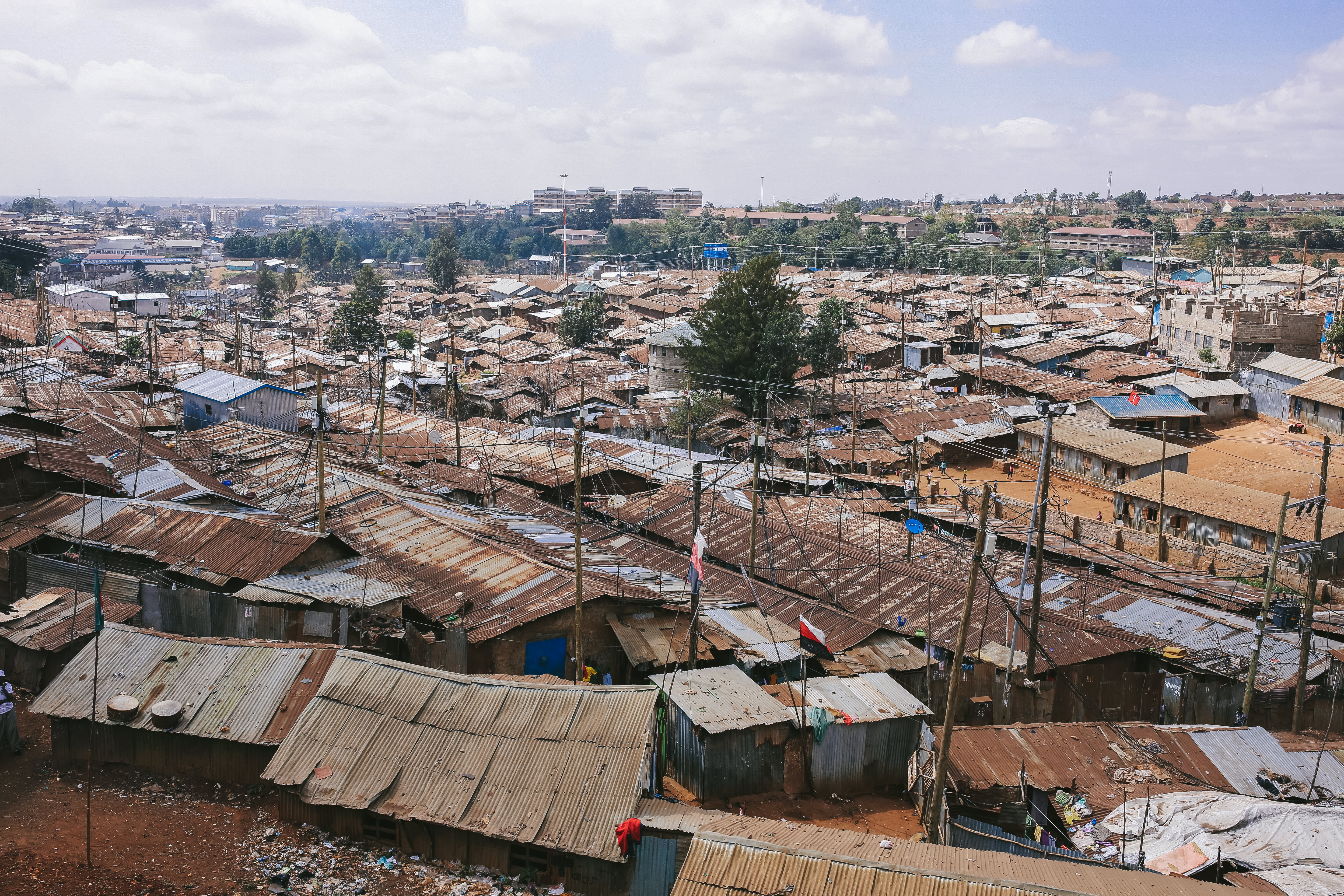 ケニアのスラム街を一望の写真 画像 フリー素材 ぱくたそ
