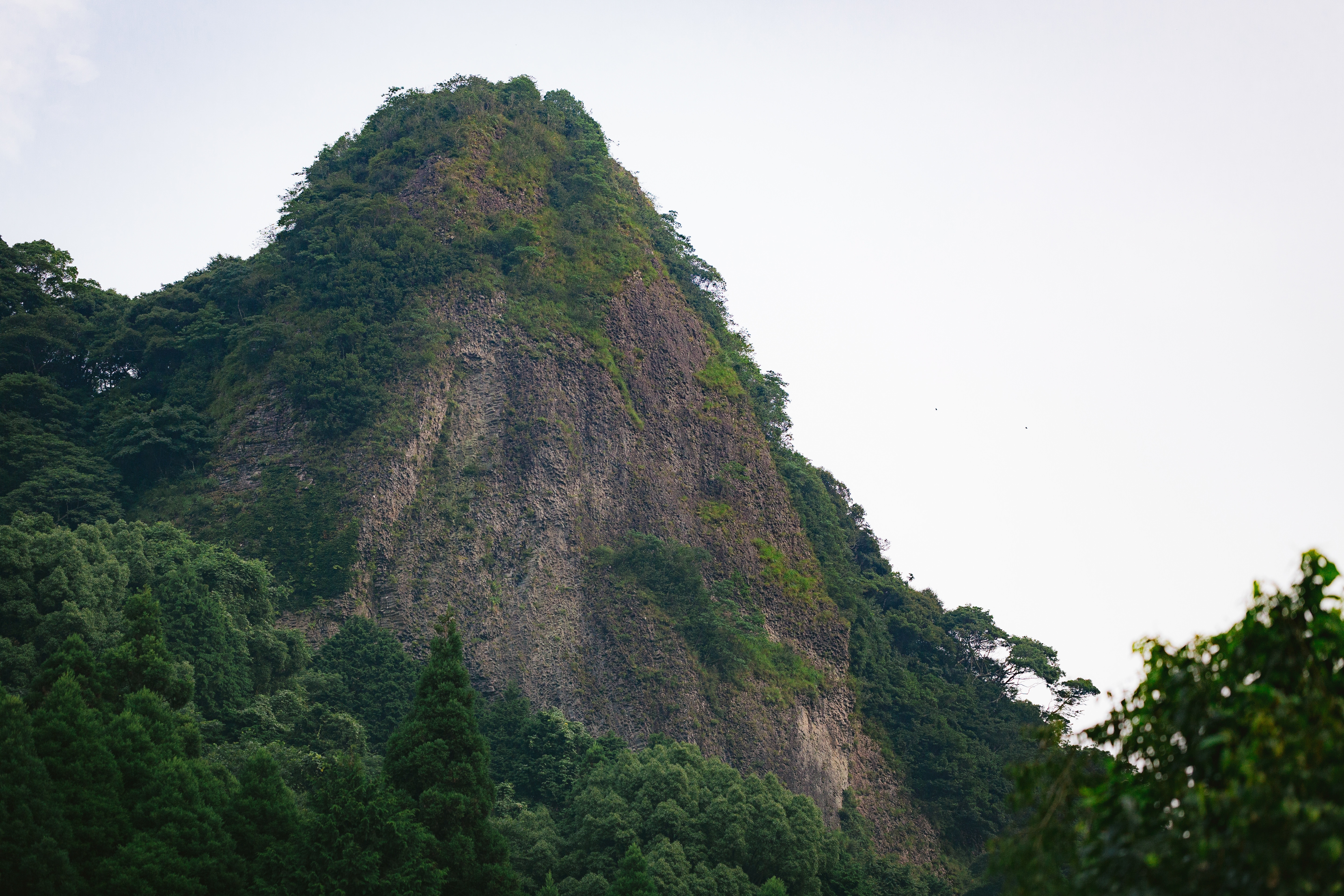 山水画のような切り立つ山 伊万里市大川内山 の写真を無料ダウンロード フリー素材 ぱくたそ 山水画のような切り立つ山 伊万里市大川内山 の写真を無料ダウンロード フリー素材 ぱくたそ