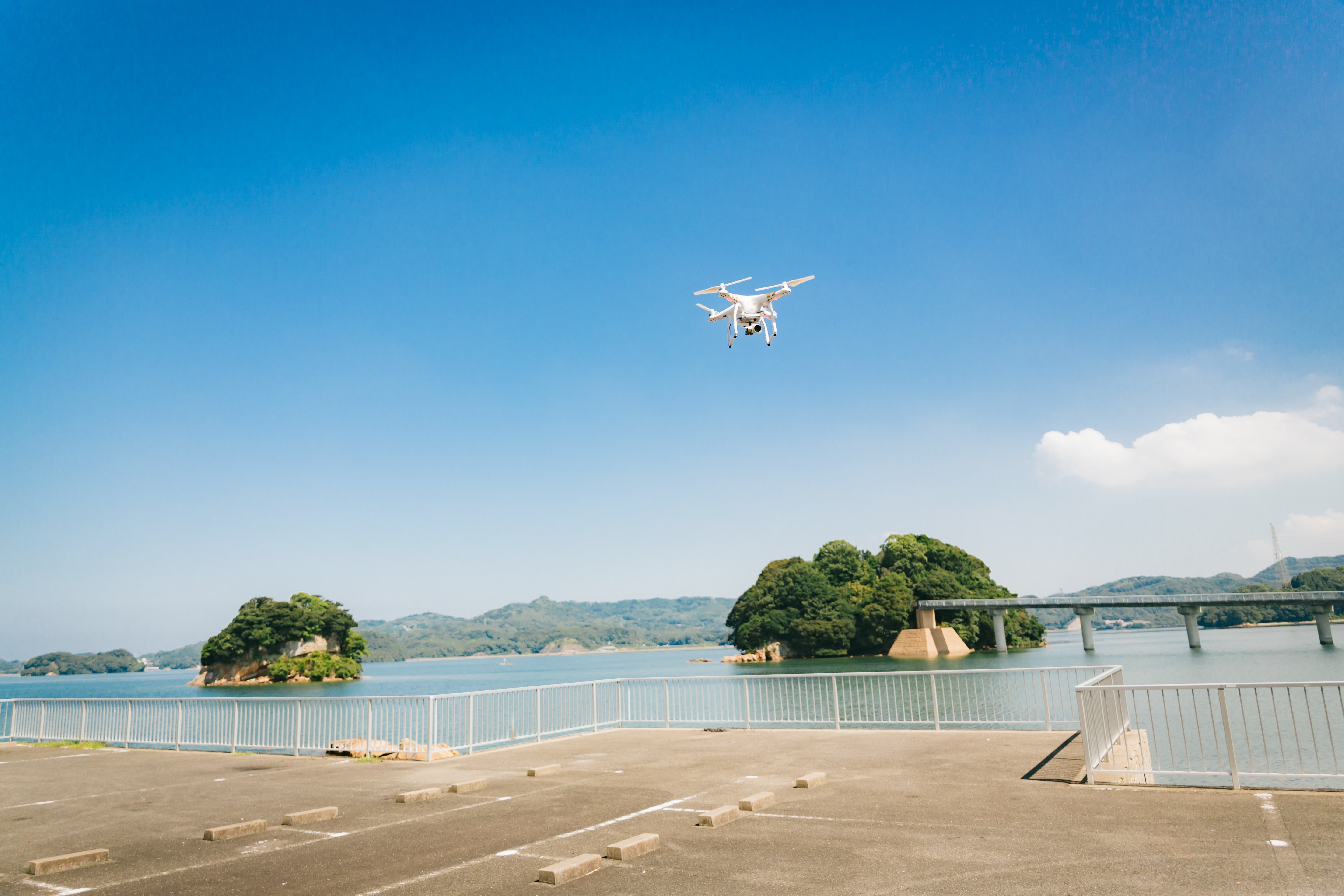 イマリンビーチでドローンを飛ばすの写真を無料ダウンロード フリー素材 ぱくたそ イマリンビーチでドローンを飛ばすの写真を無料ダウンロード フリー素材 ぱくたそ
