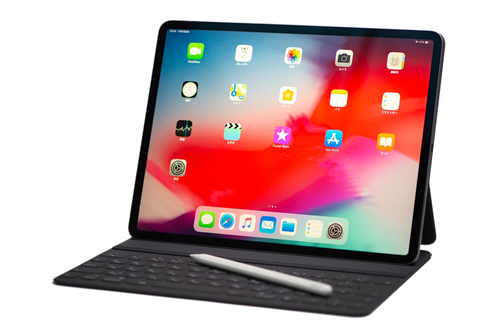 Apple Pencilを乗せた12 9インチ Ipad Pro 18とsmart Keyboard Folioの写真素材 ぱくたそ