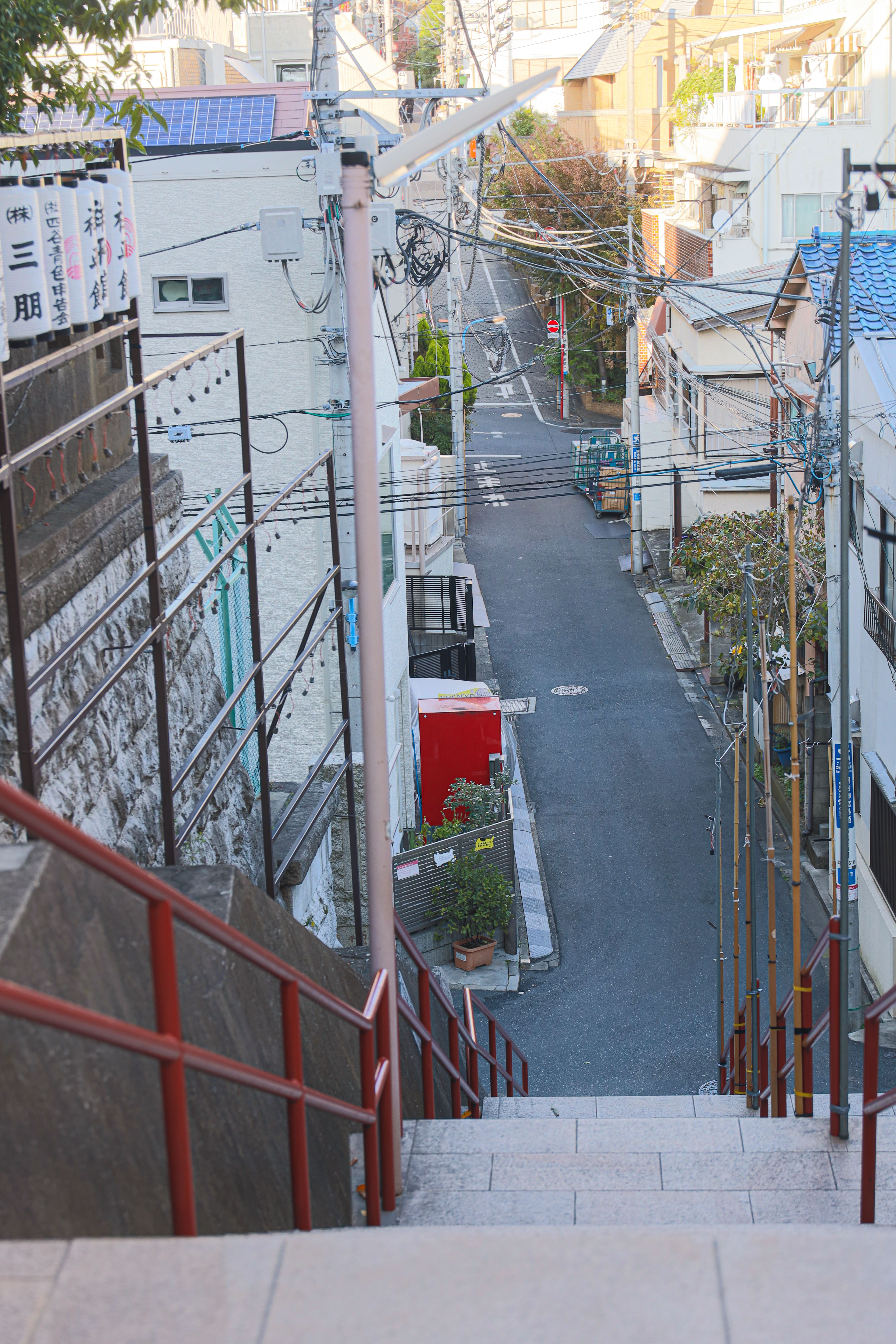 須賀神社の下り階段の写真を無料ダウンロード フリー素材 ぱくたそ