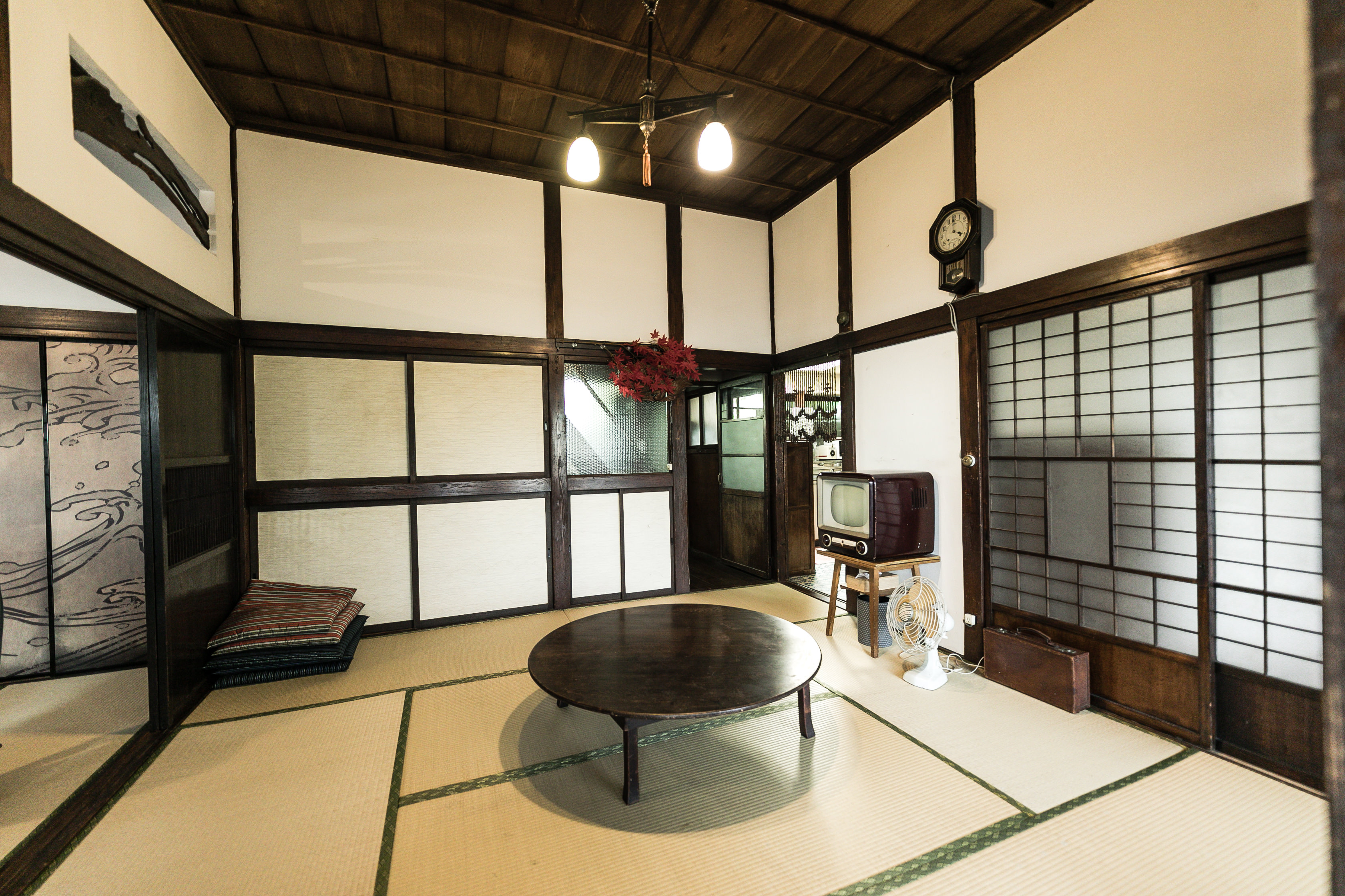 日本家屋の昭和レトロな和室の無料の写真素材 フリー素材 をダウンロード ぱくたそ